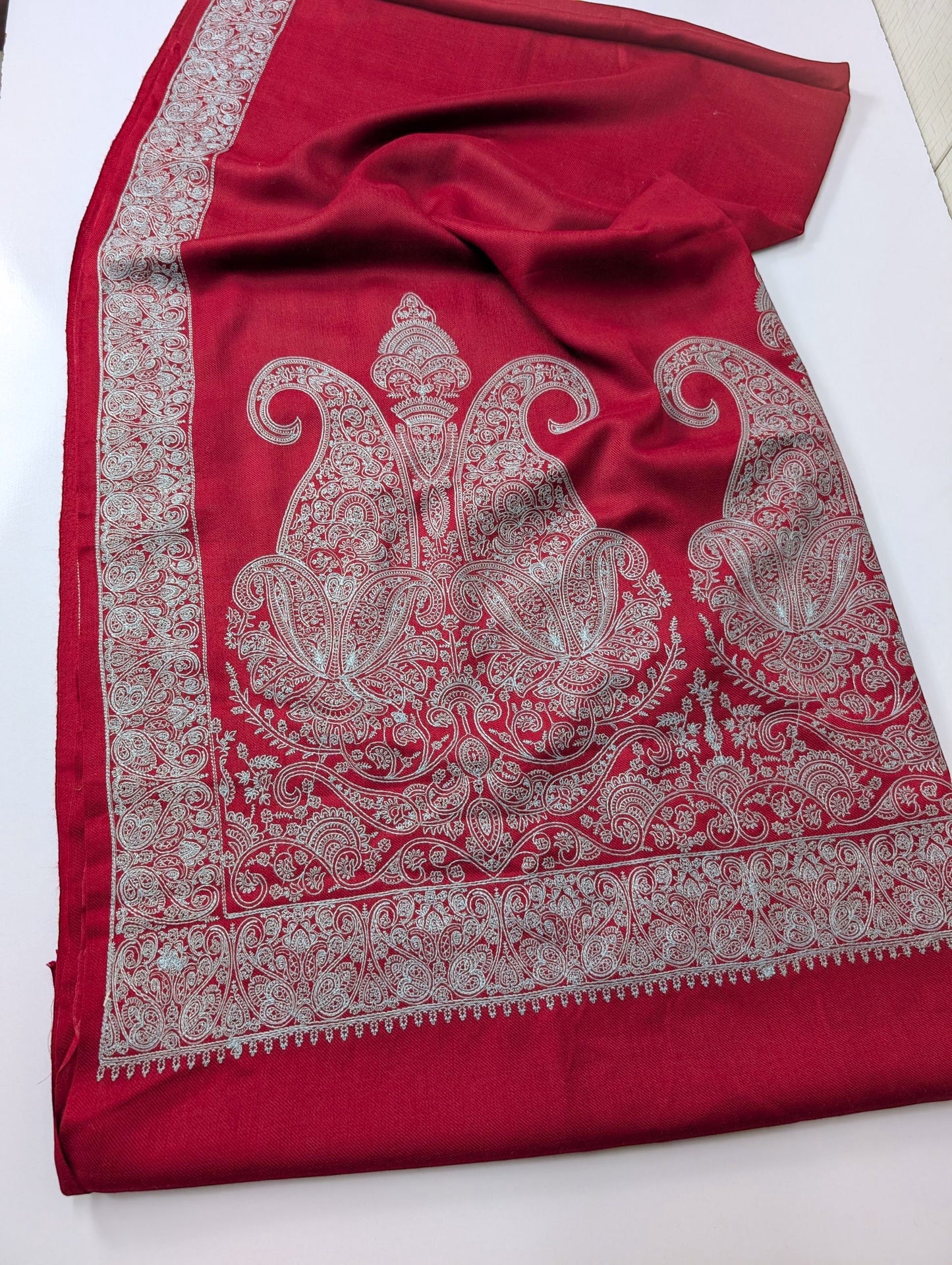 Pashmina Shawl | Papermache Border and Palla Embroidery 2025 Design