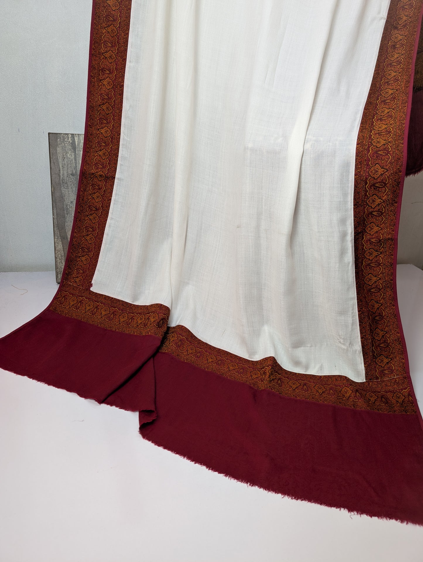 Kani Border Pashmina Shawl | Perfect Gift Item in Sale Price | White