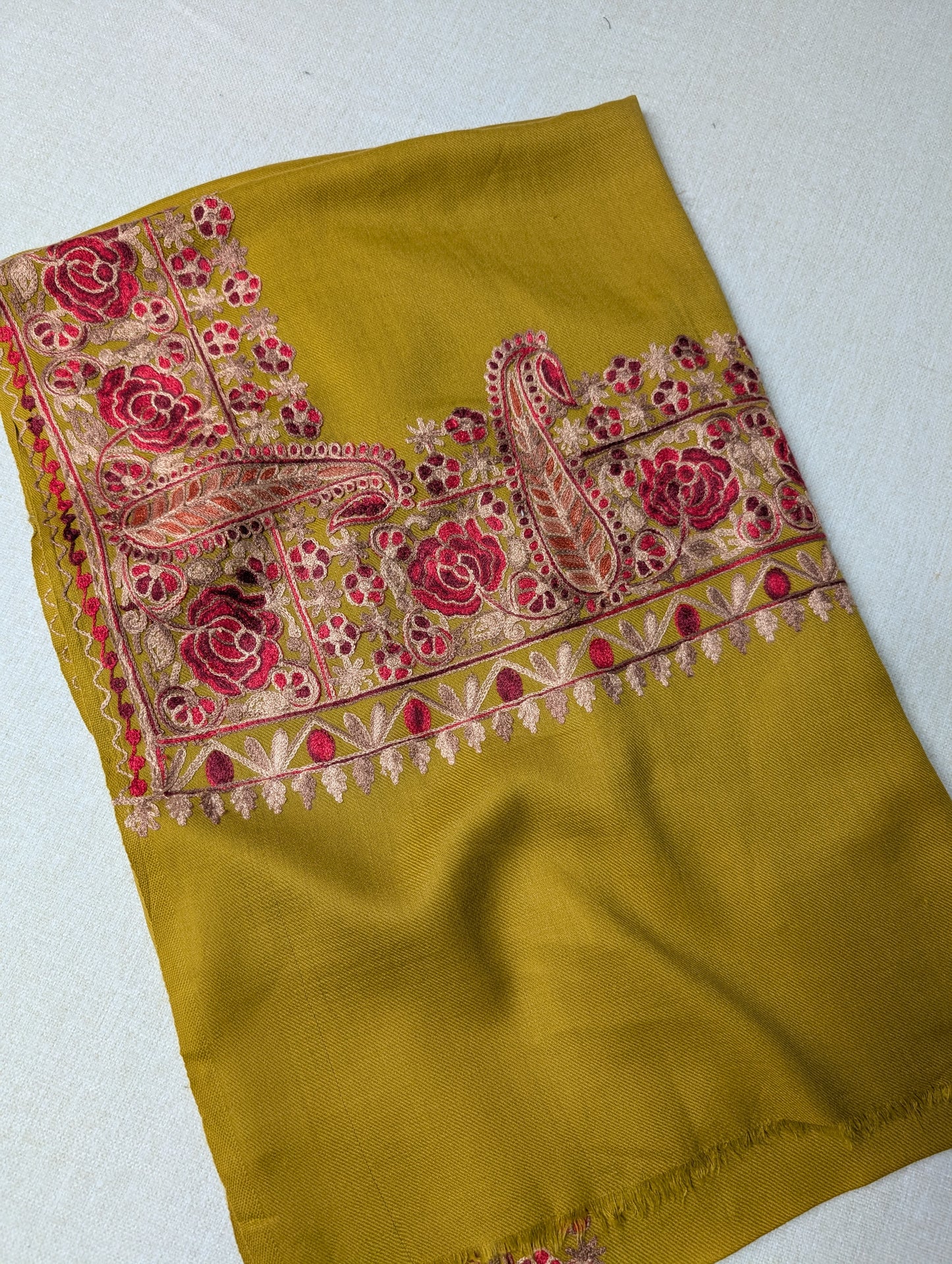 Kashmiri Shawl | Fine Pashmina Aari 4 Side Border Shawl Gift Item
