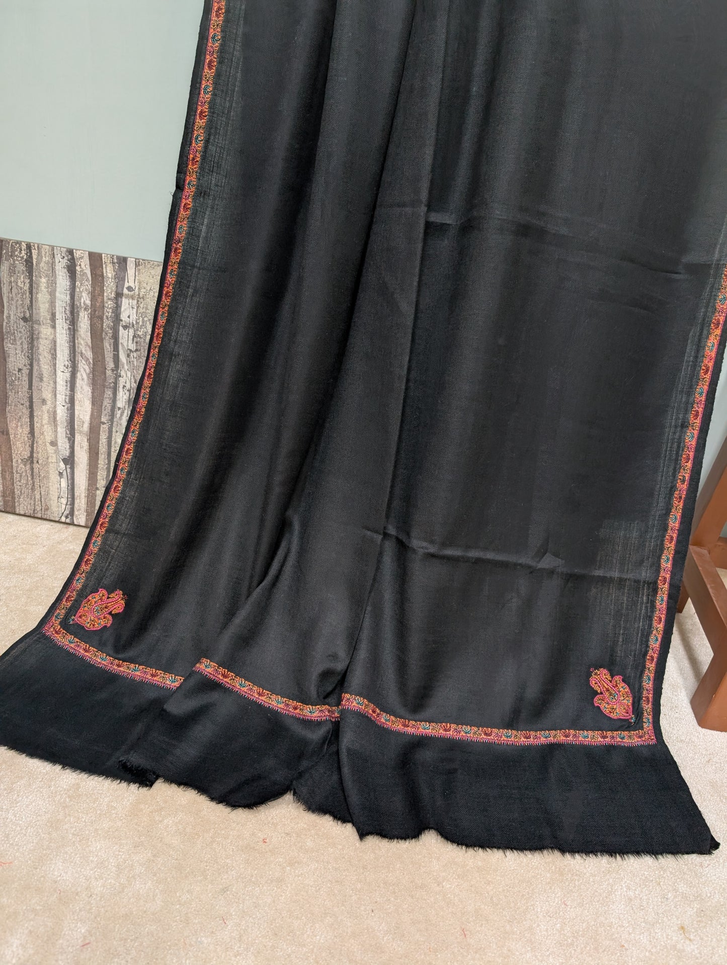 Kingri Border Embroidered Pure Pashmina Shawl Best Selling Shawl Perfect Gift | Black