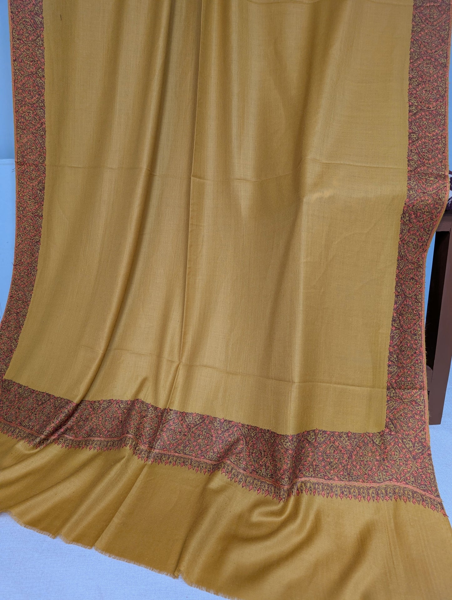 Kashmiri Shawl | Handmade Border Embroidery Made in Kashmir Pure Pashmina