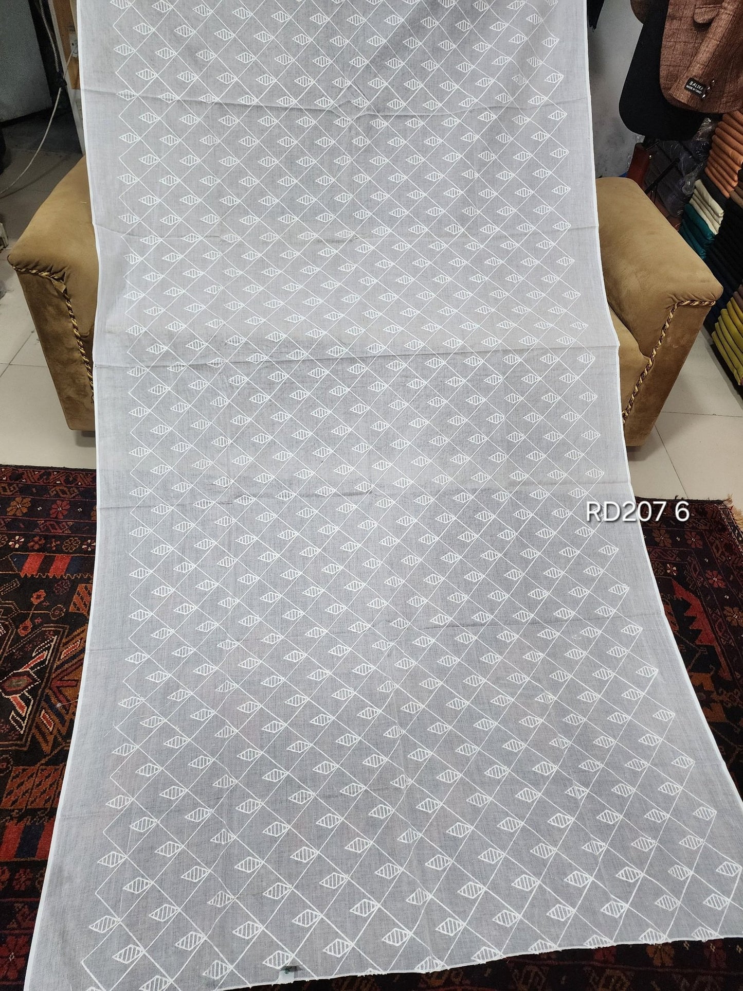 White Pure Lawn Embroidered Dupatta Dyeable | RD207