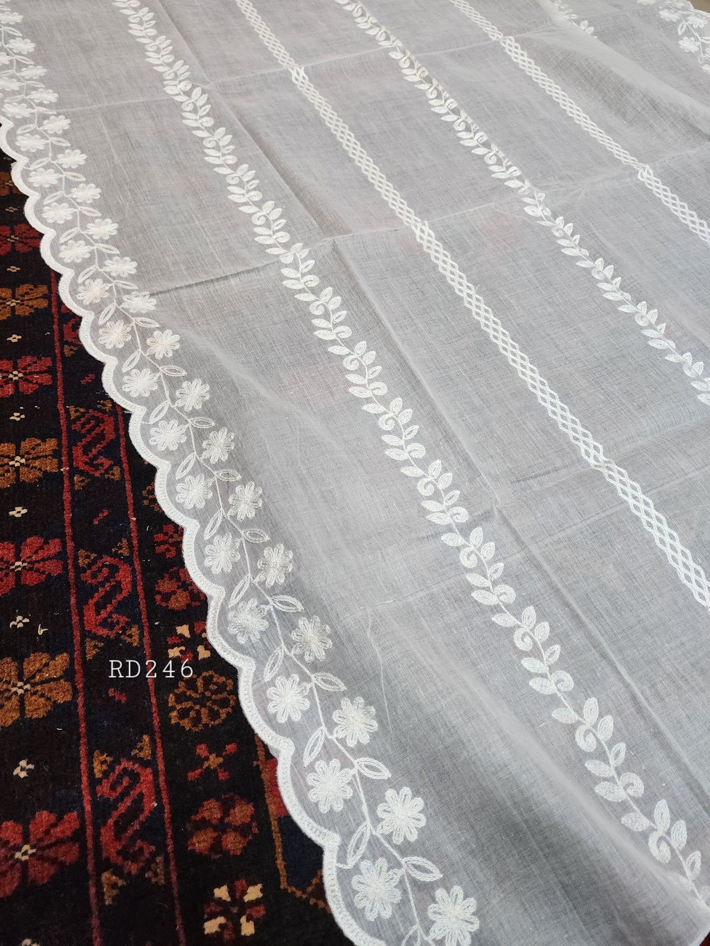 White Cutwork Border Pure Lawn Embroidered Dupatta | RD246