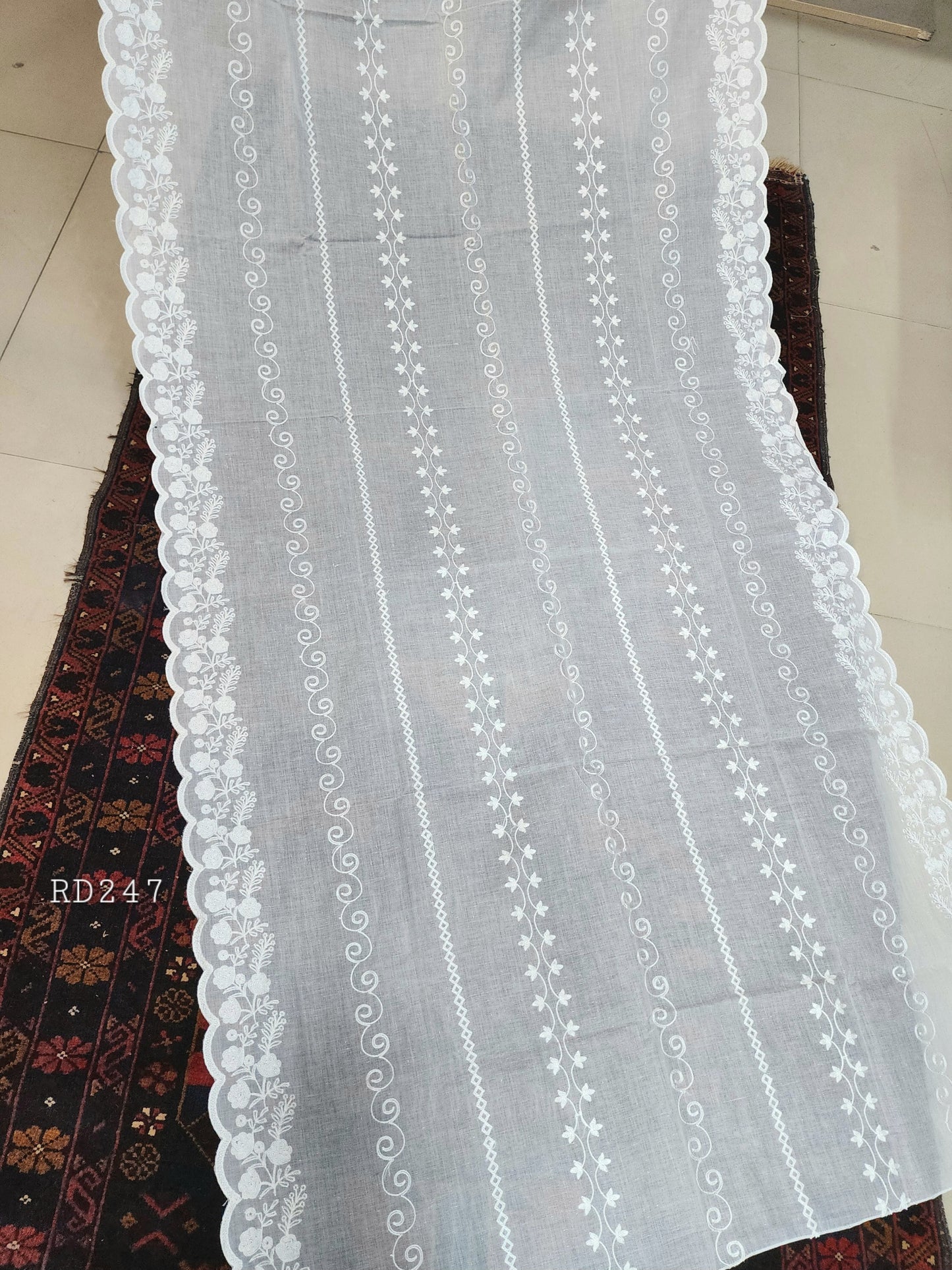 White Cutwork Border Pure Lawn Embroidered Dupatta | RD247