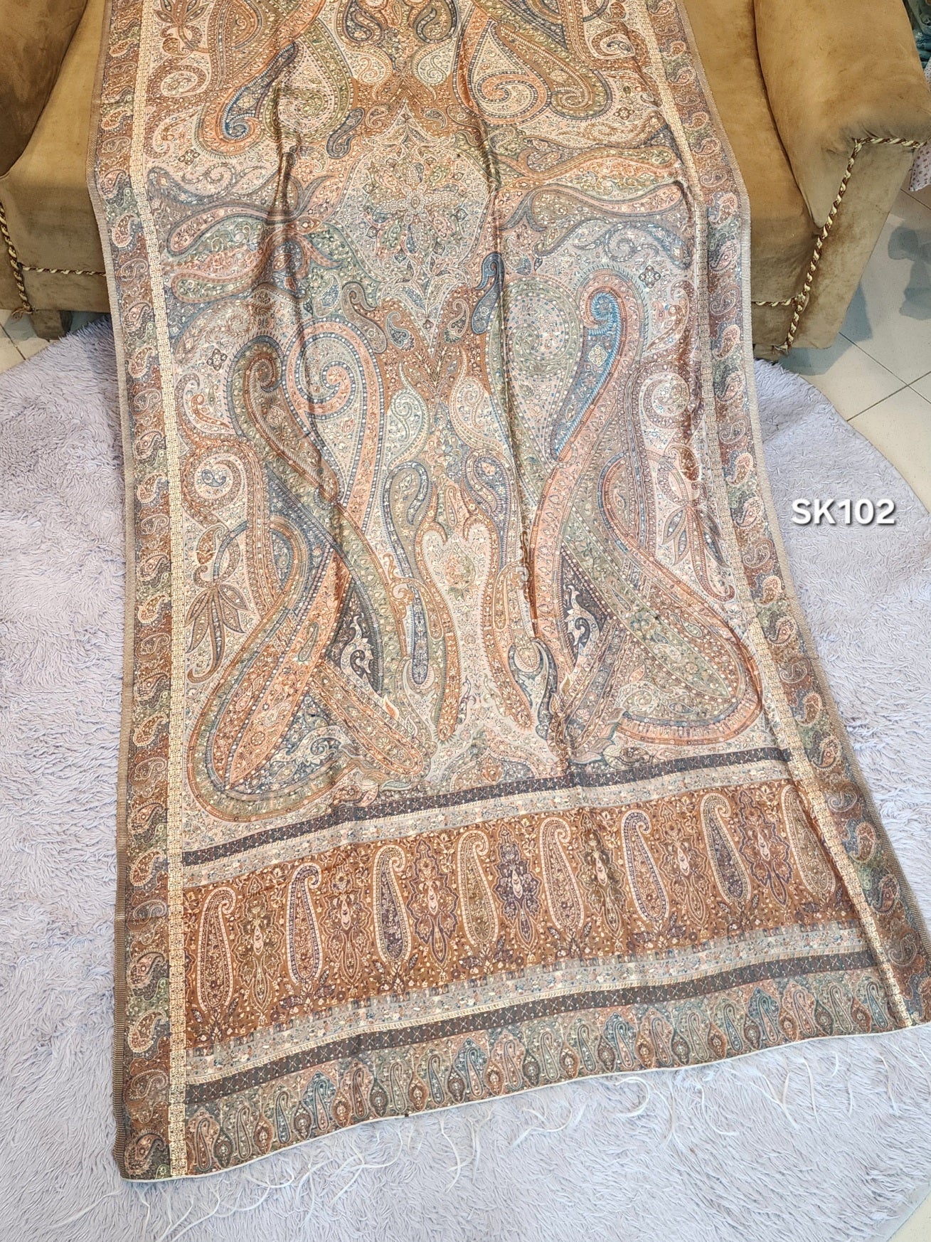 Luxury Kani Silk Shawl, Wedding Wrap Perfect Gift Made in Kashmir | SK102