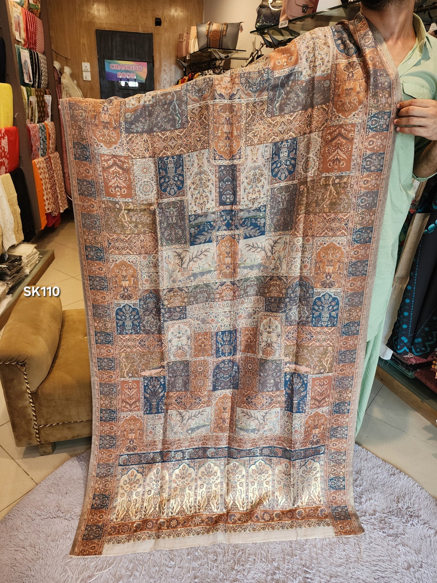 Luxury Kani Silk Shawl, Wedding Wrap Perfect Gift Made in Kashmir | SK110
