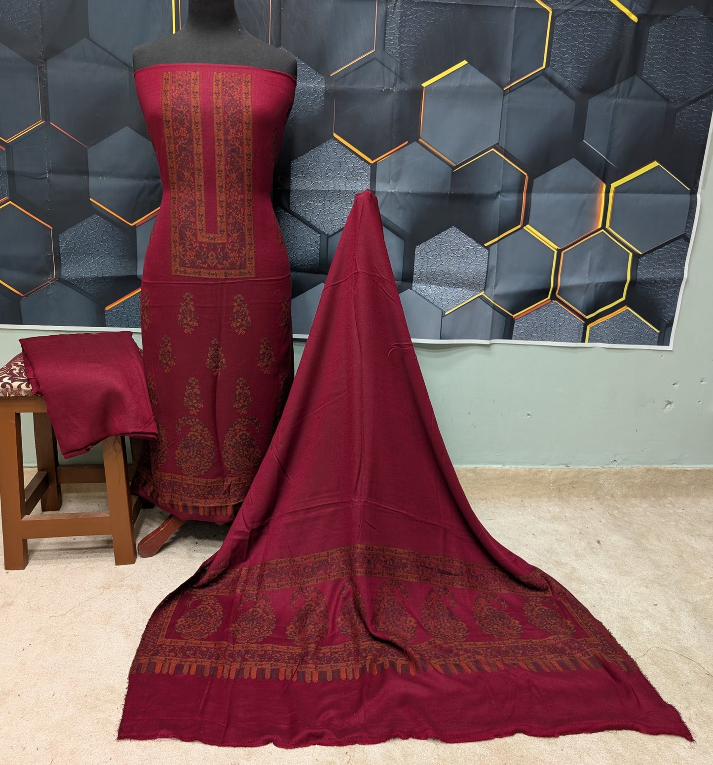 Special Kani Pashmina 3 Piece Unstitched Suit | Maroon