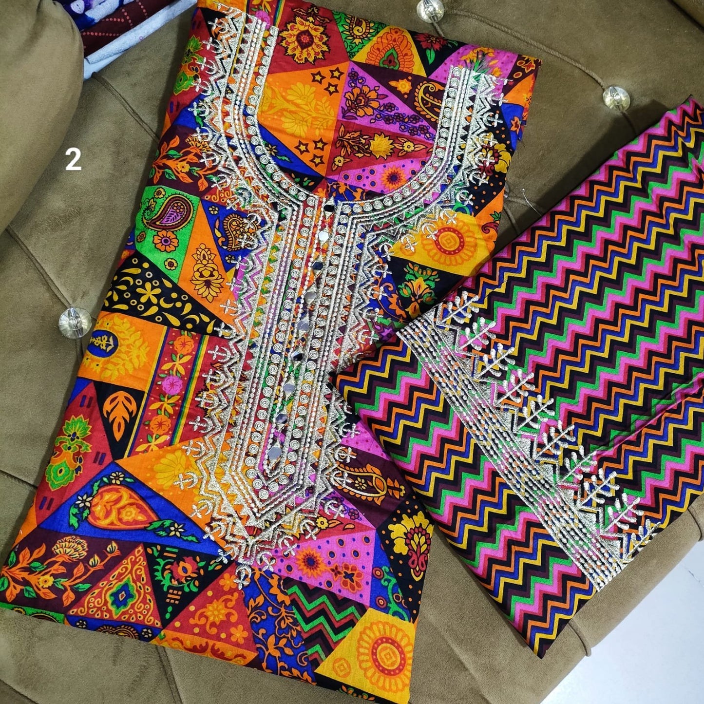 Pure Lawn 2 Pc Embroidered Suit