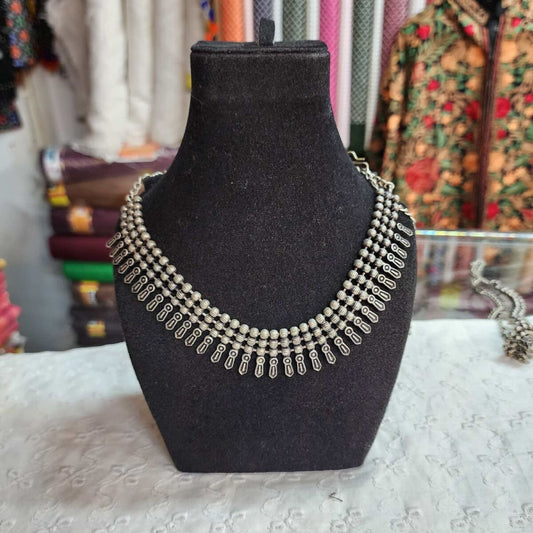 Gilet Chokar Necklace Oxidized