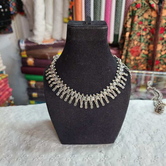 Gilet Chokar Necklace Oxidized