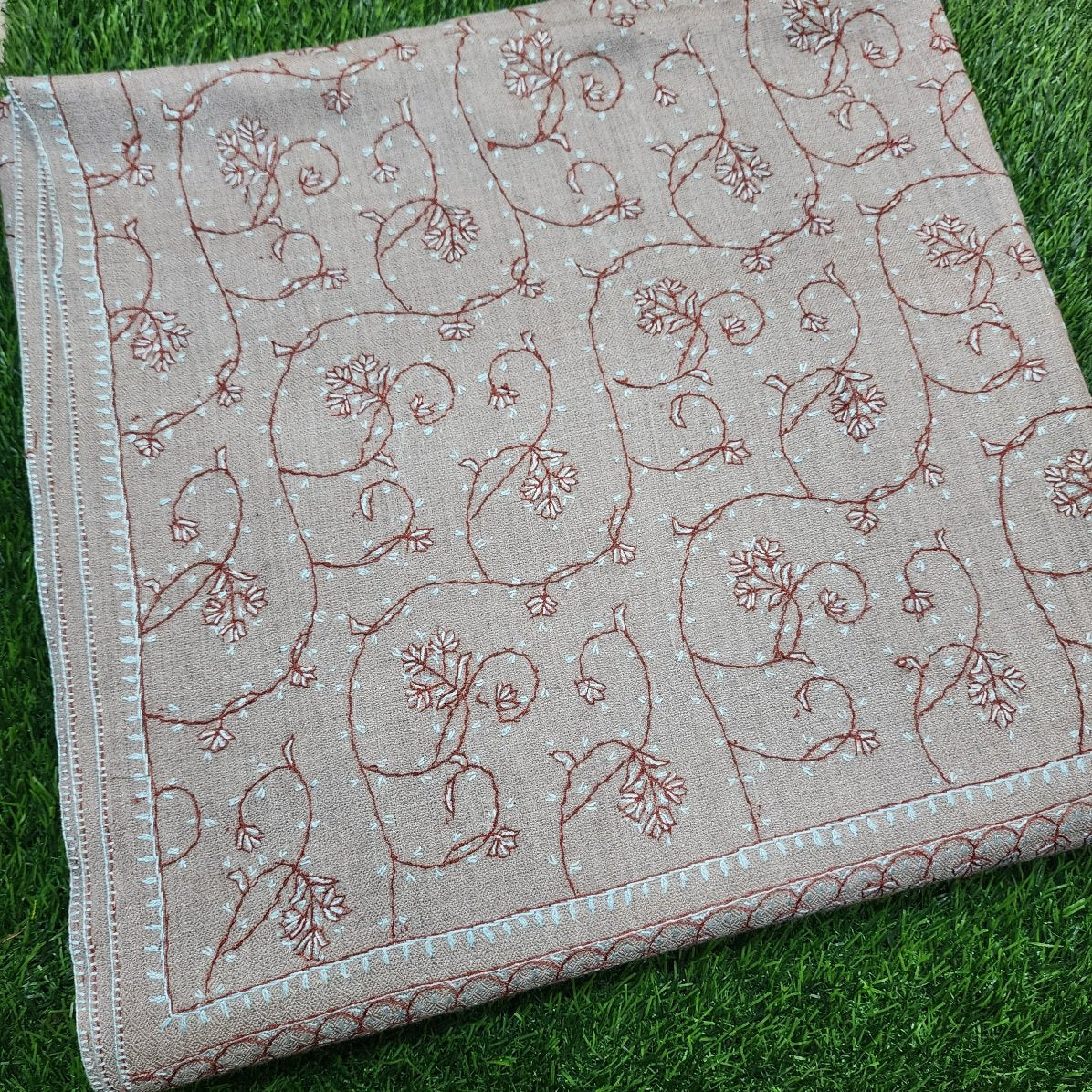 Sozni Work Pure Pashmina (Toosh) Shawl Beautiful Handmade in Kashmir