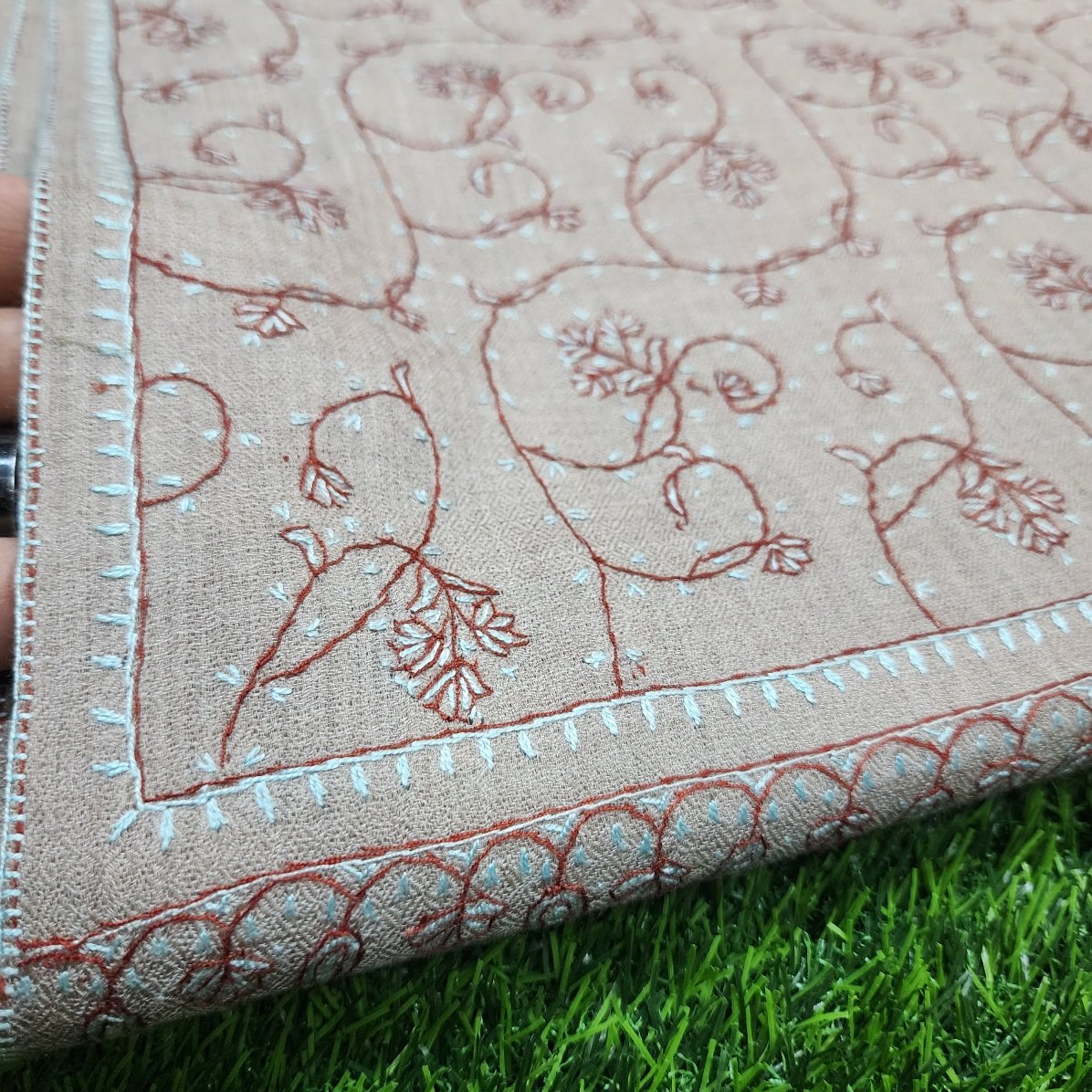 Sozni Work Pure Pashmina (Toosh) Shawl Beautiful Handmade in Kashmir