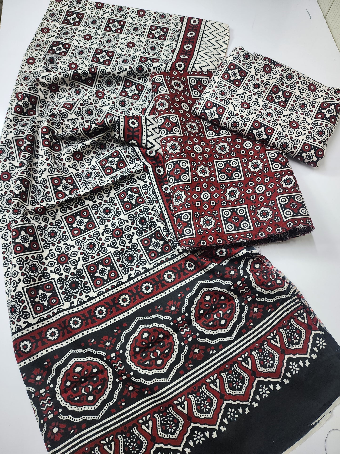 Ajrak Cotton 3 Piece Unstitched Suit 25% OFF