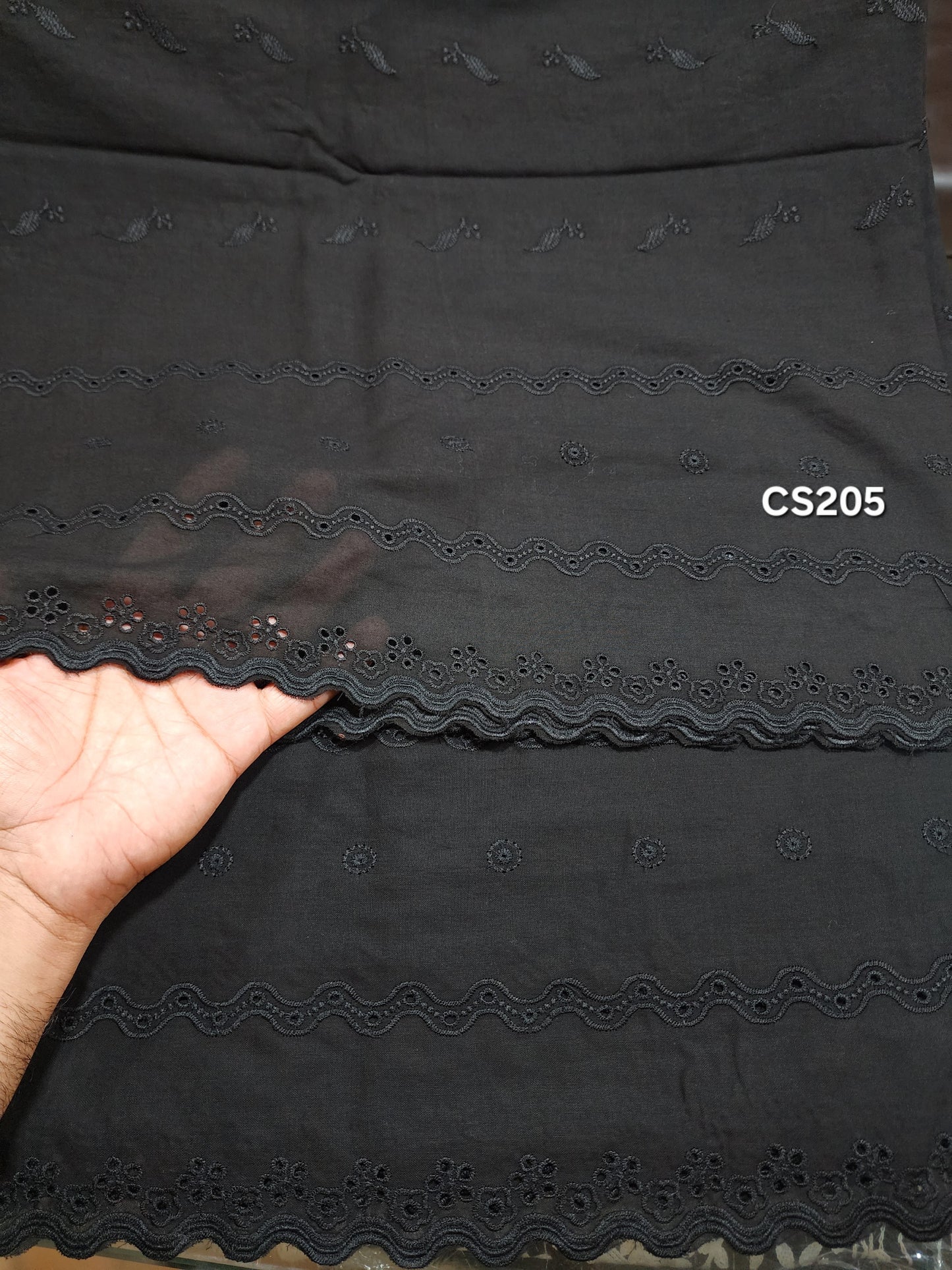 Chikankari Lawn Shawl on Pure Lawn Full Size Cutwork Border | CS205