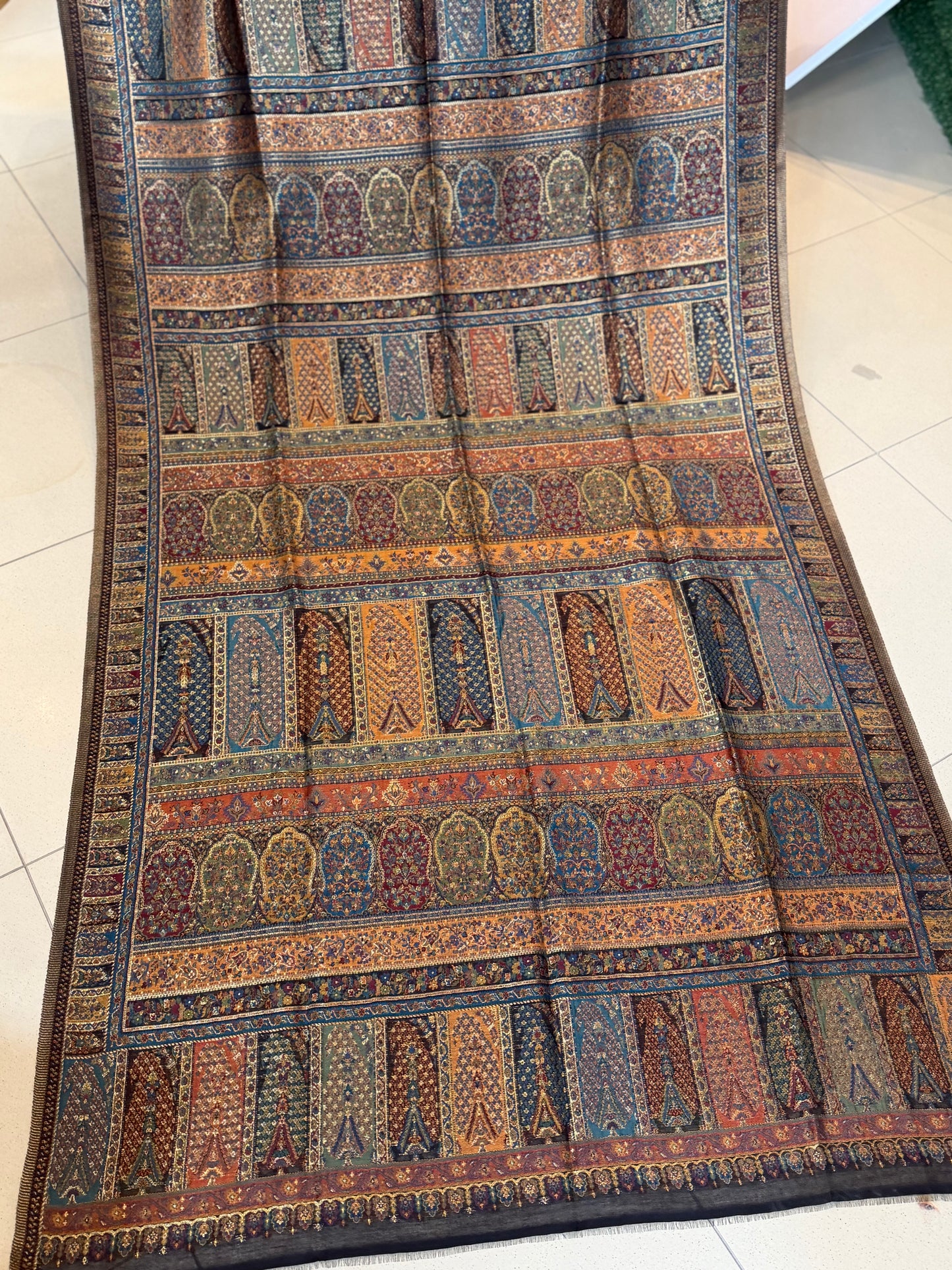 Luxury Kani Silk Shawl, Wedding Wrap Perfect Gift Made in Kashmir