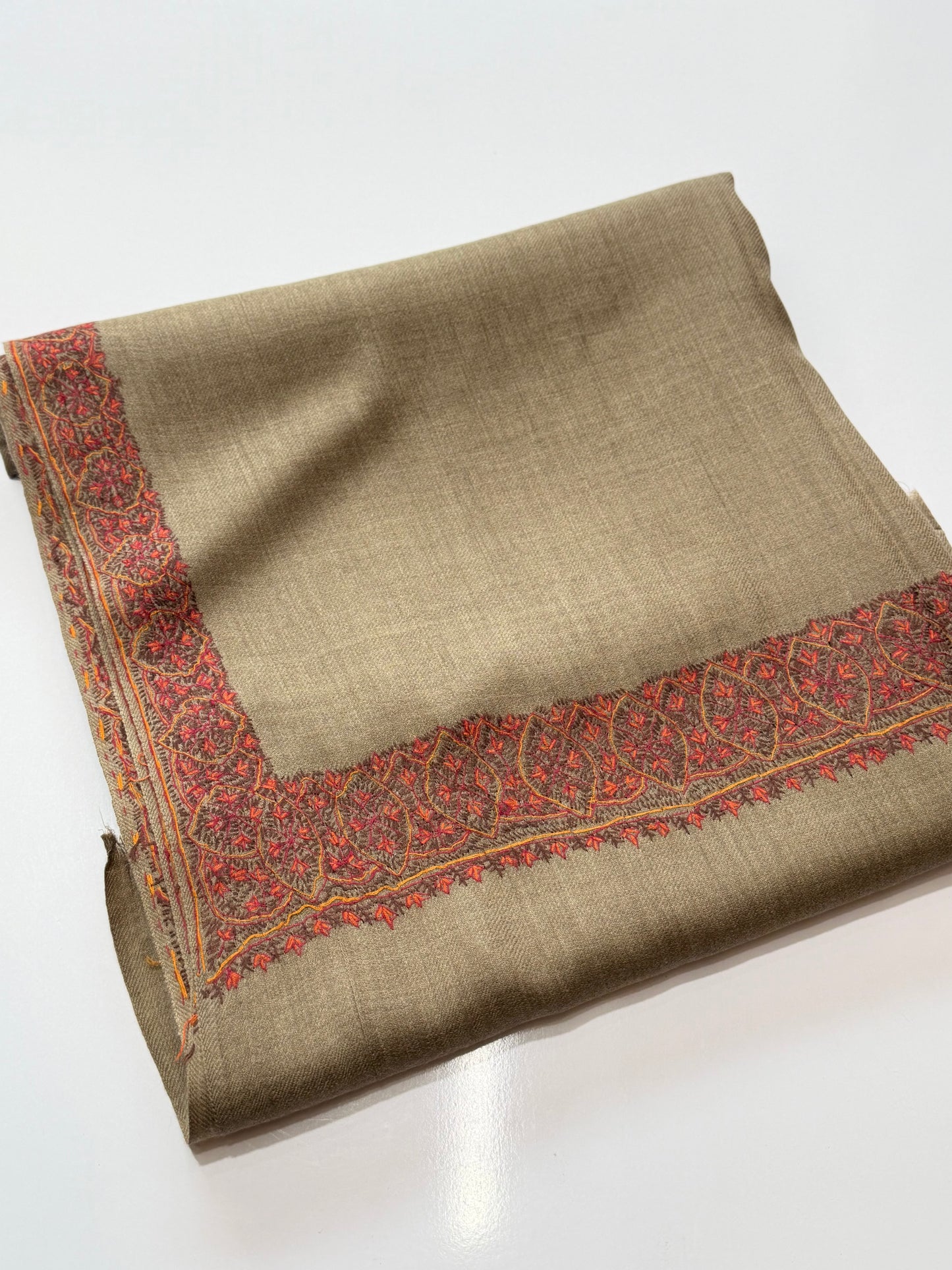 Dark Skin Kashmiri Shawl | Handmade Hashia Border Embroidery Made in Kashmir Pure Pashmina
