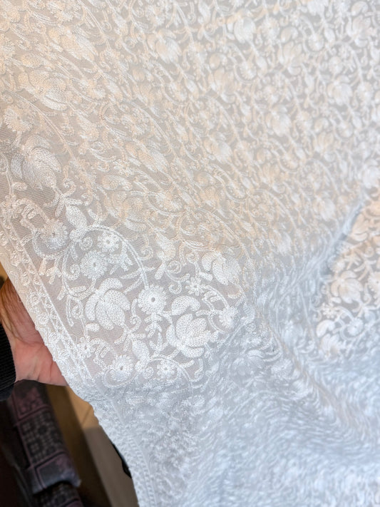 Pashmina Embroidered Shawl | Kashmiri Aar Work Embroidery Perfect Gift in Sale Price White