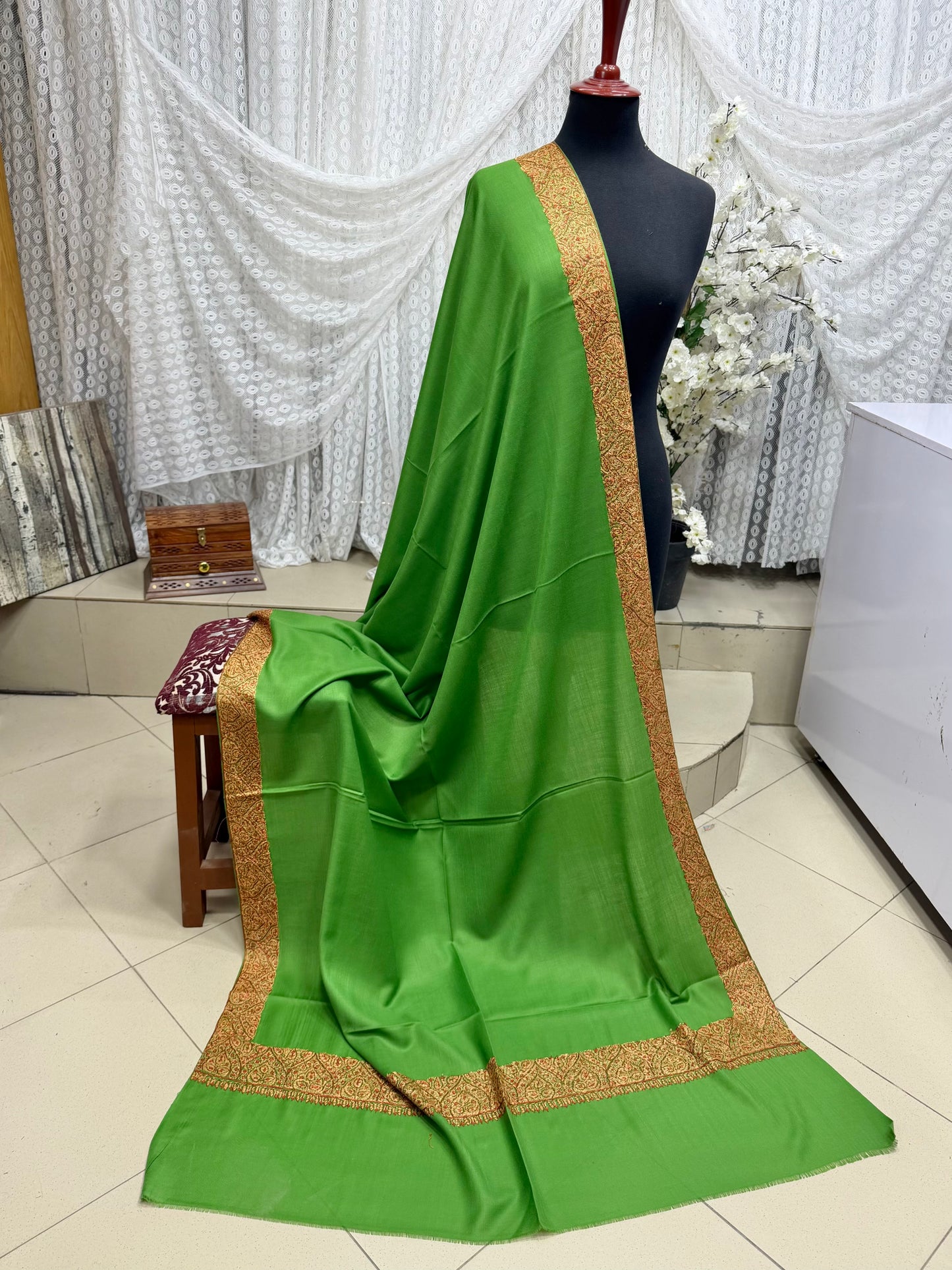 Kashmiri Shawl | Handmade Border Embroidery Made in Kashmir Pure Pashmina | Parrot Green