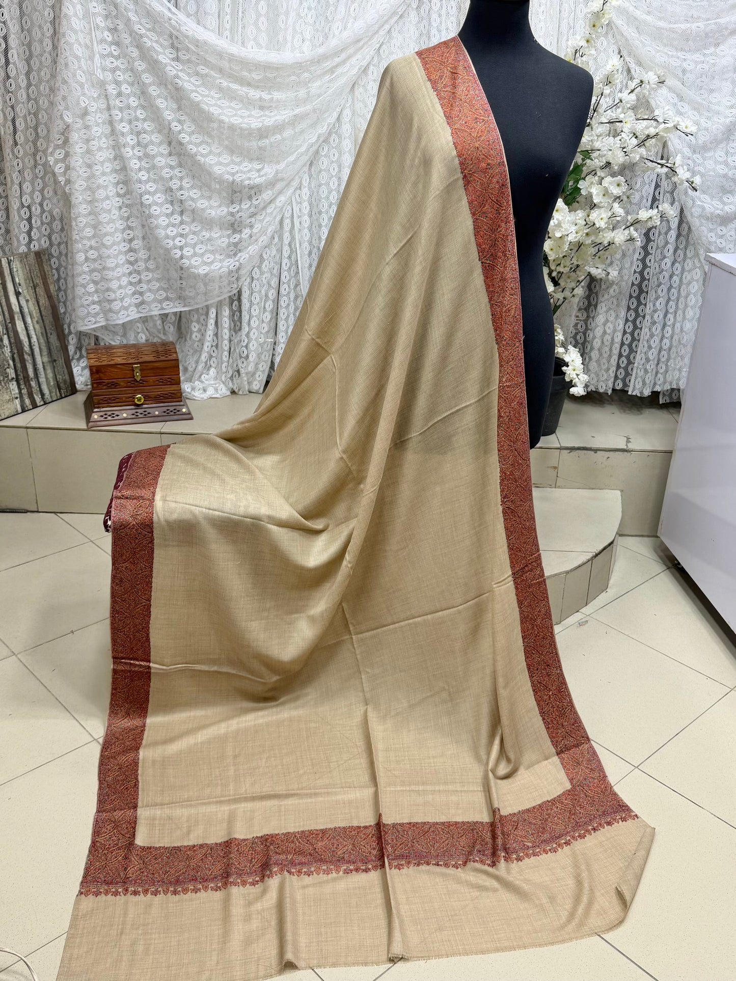 Kashmiri Shawl | Handmade Border Embroidery Made in Kashmir Pure Pashmina | Dark Skin