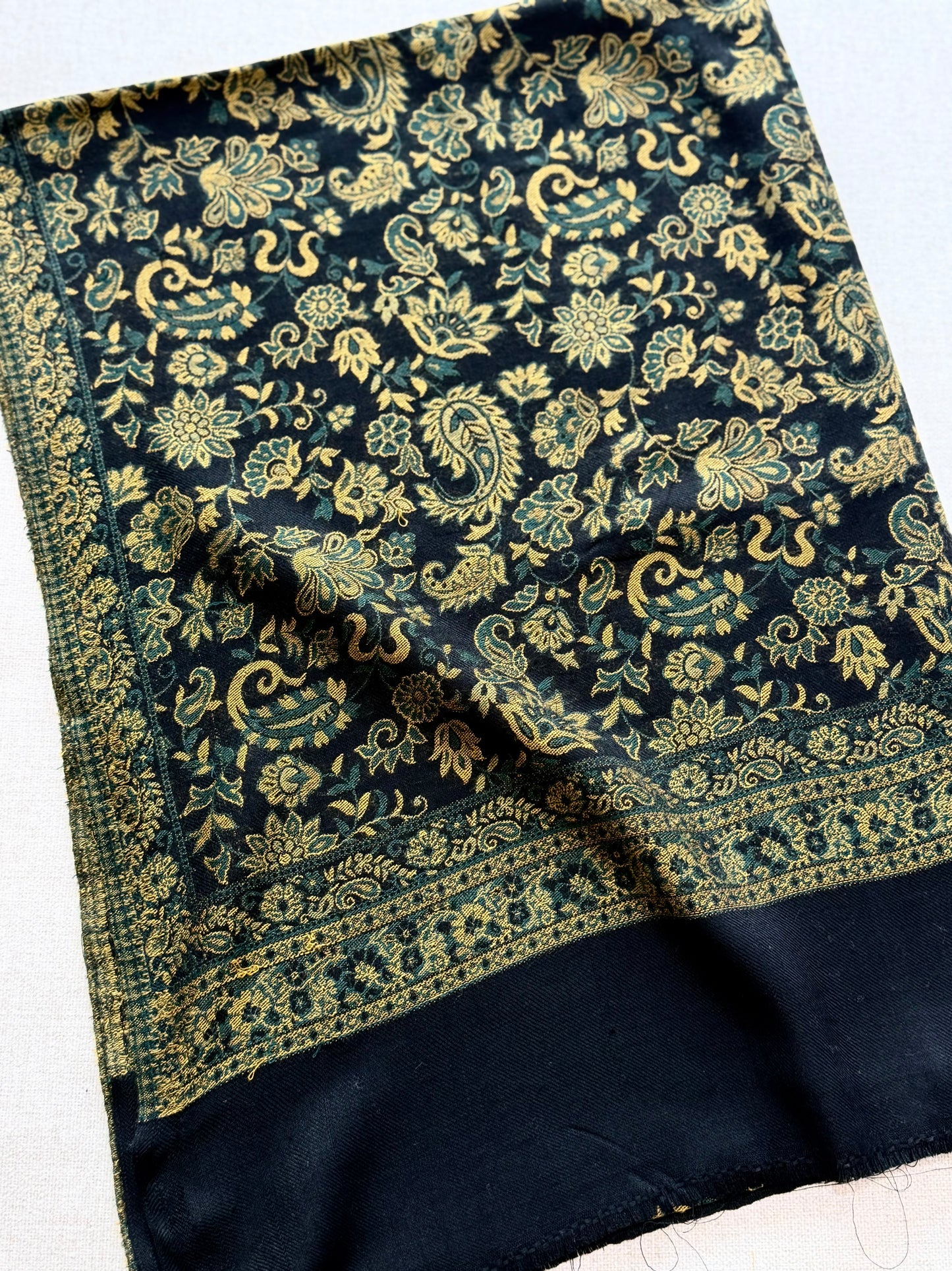 Pashmina Wool Kani Shawl in Full Size Multi Color