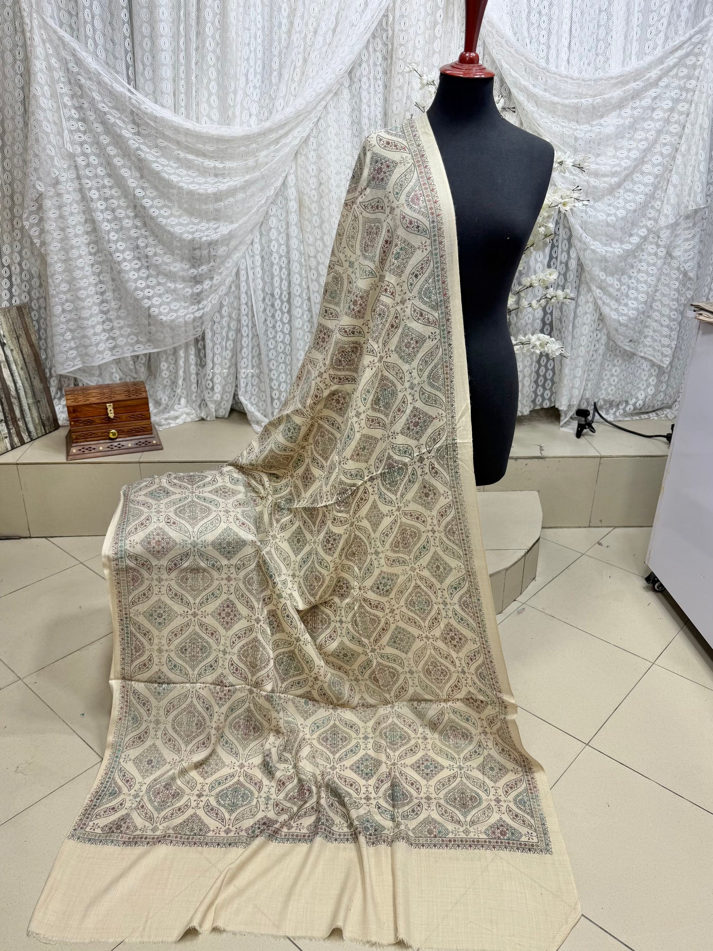 Pashmina Shawl | Hand Embroidery on Print Beautiful Shawl | Light Skin