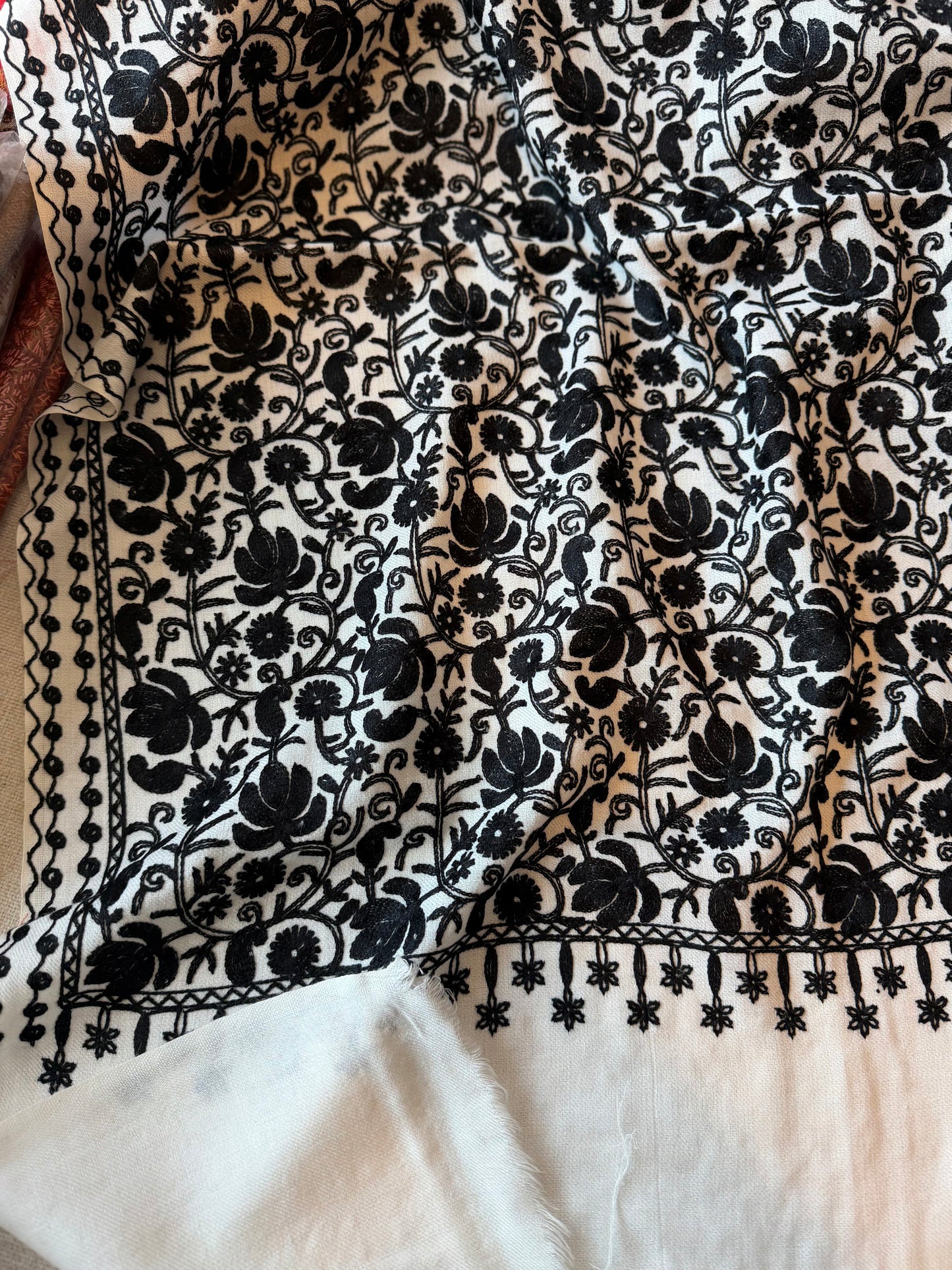 Pashmina Embroidered Shawl | Kashmiri Aar Work Embroidery | White With Black Embroidery