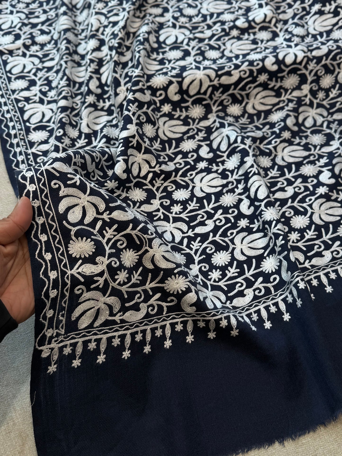 Blue With White Pashmina Embroidered Shawl | Kashmiri Aar Work Embroidery