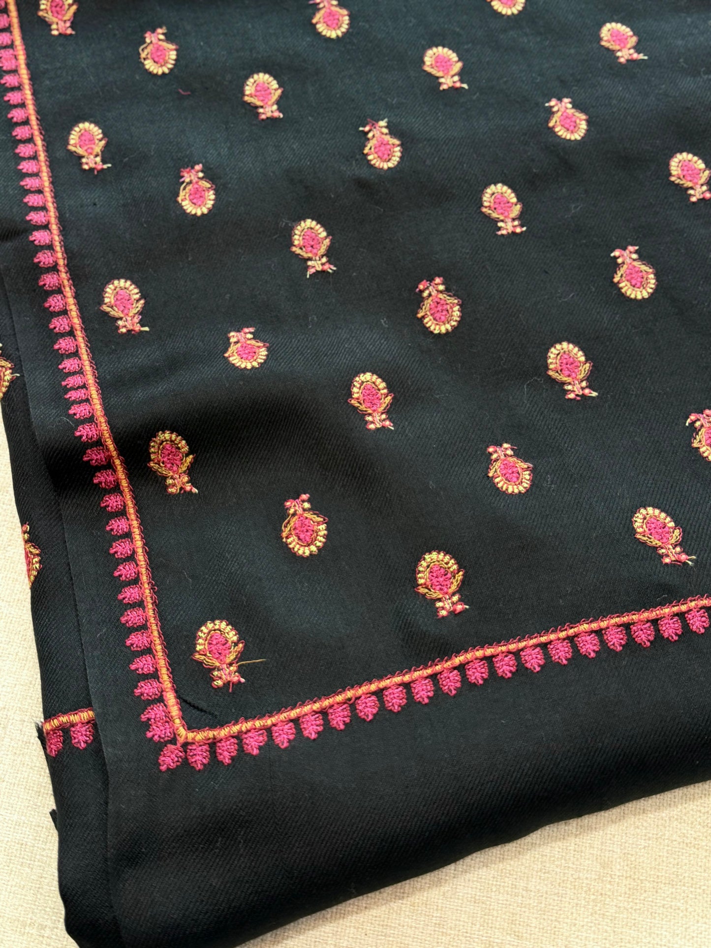 Pashmina Shawl Bouti Jaal | Black