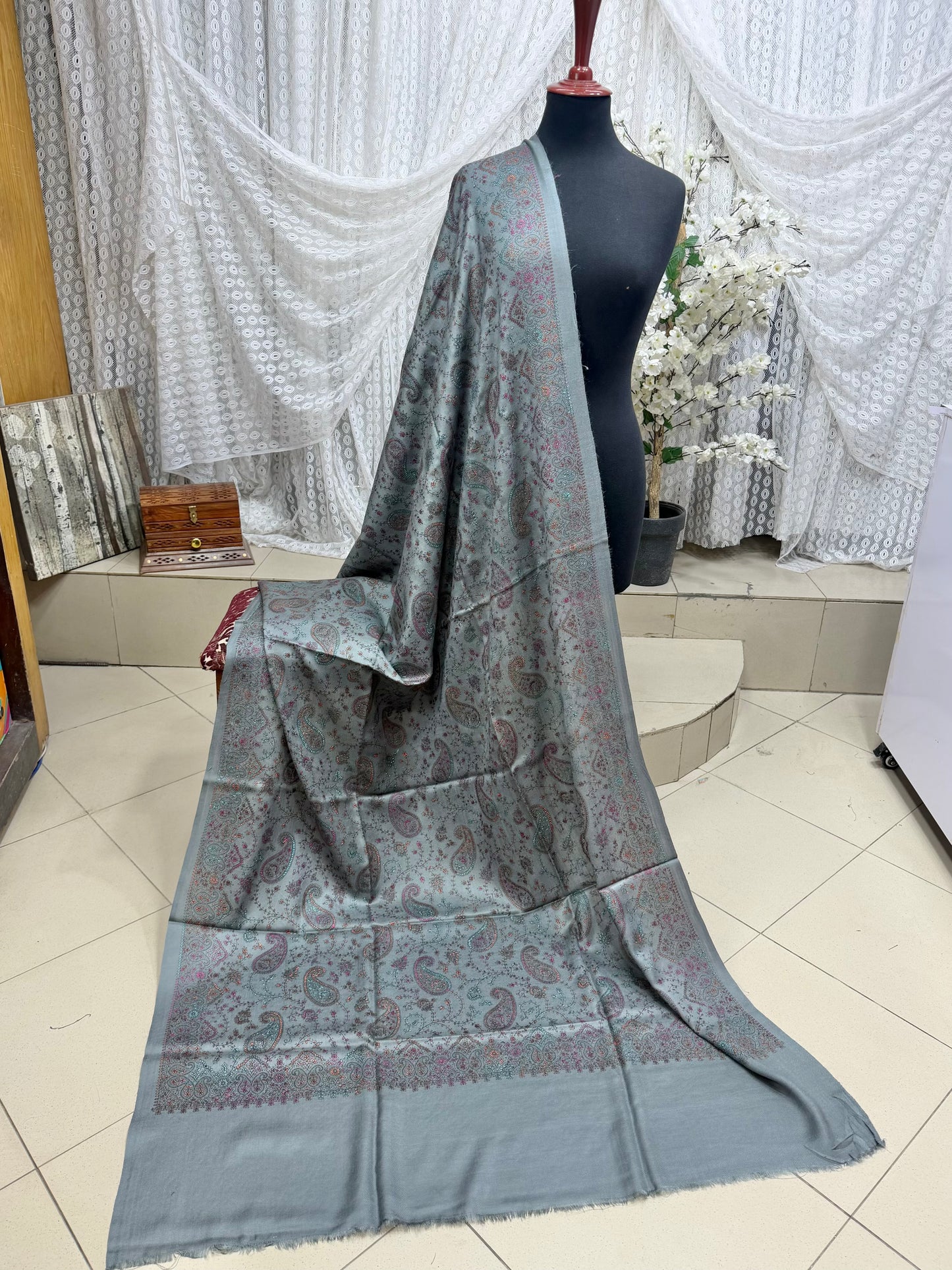 Pashmina Shawl | Kashmiri Hand Embroidery Beautiful Shawl in Sale | Grey