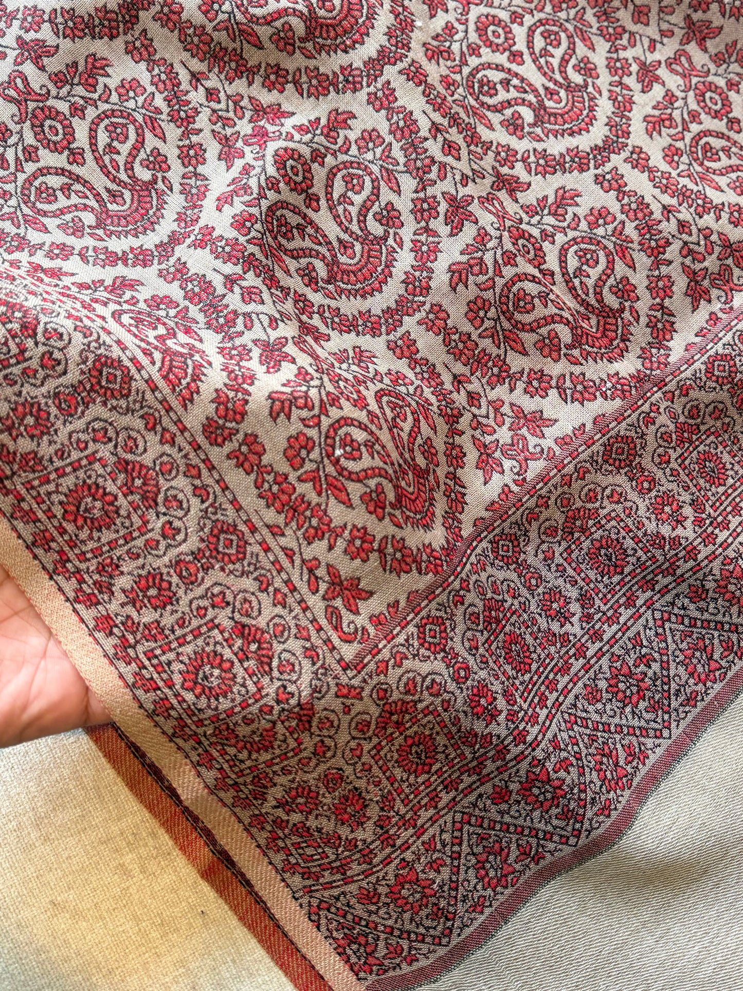 Pashmina Wool Kani Shawl in Full Size Skin Maroon kani