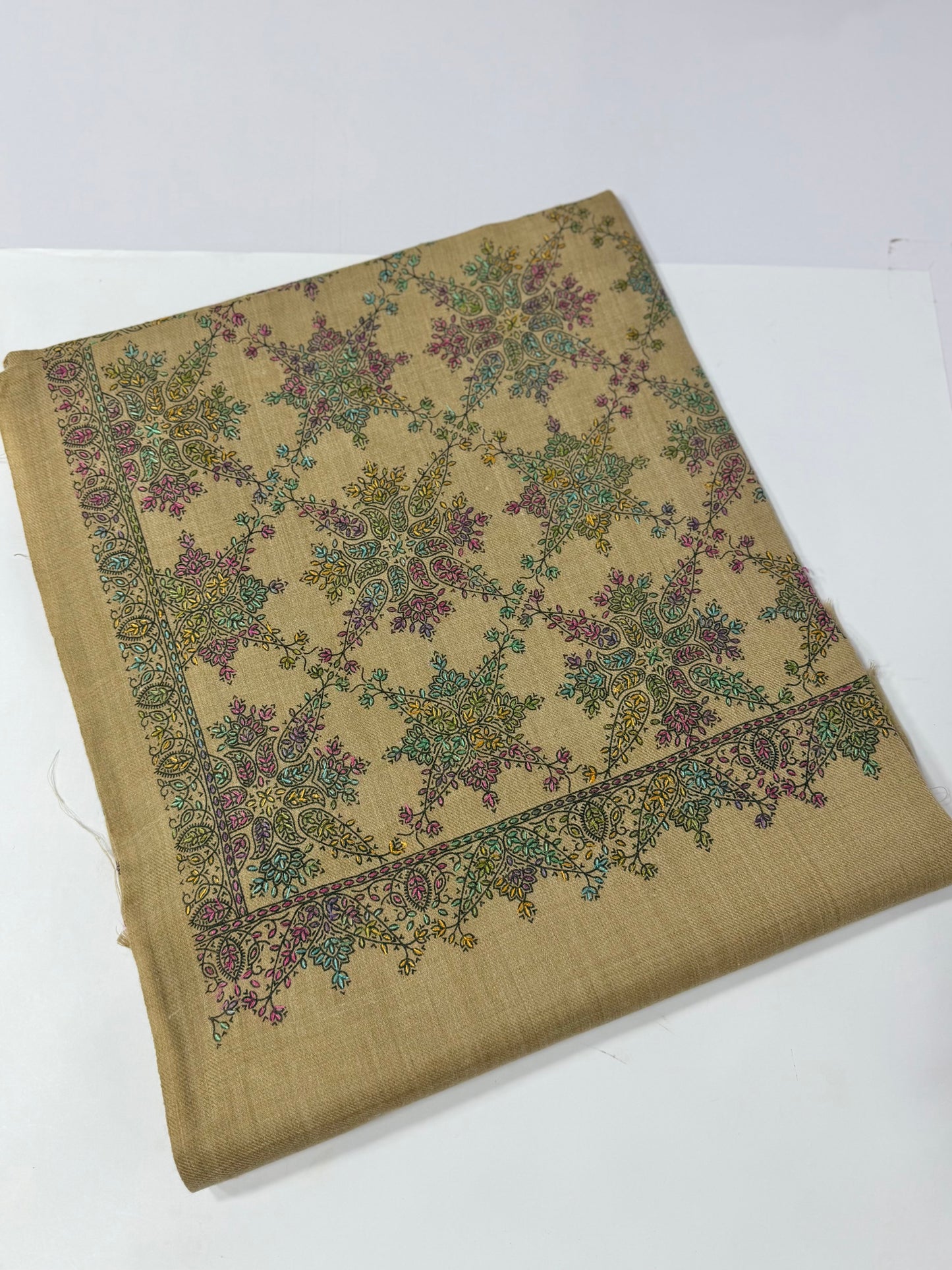 Pashmina Shawl | Kashmiri Hand Embroidery Beautiful Shawl in Sale | Skin