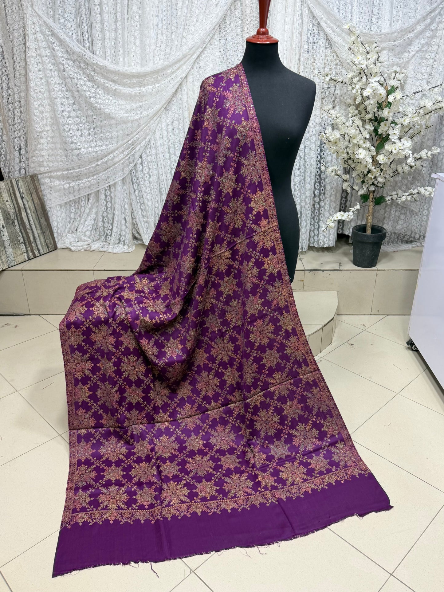 Pashmina Shawl | Kashmiri Hand Embroidery Beautiful Shawl in Sale | Purple