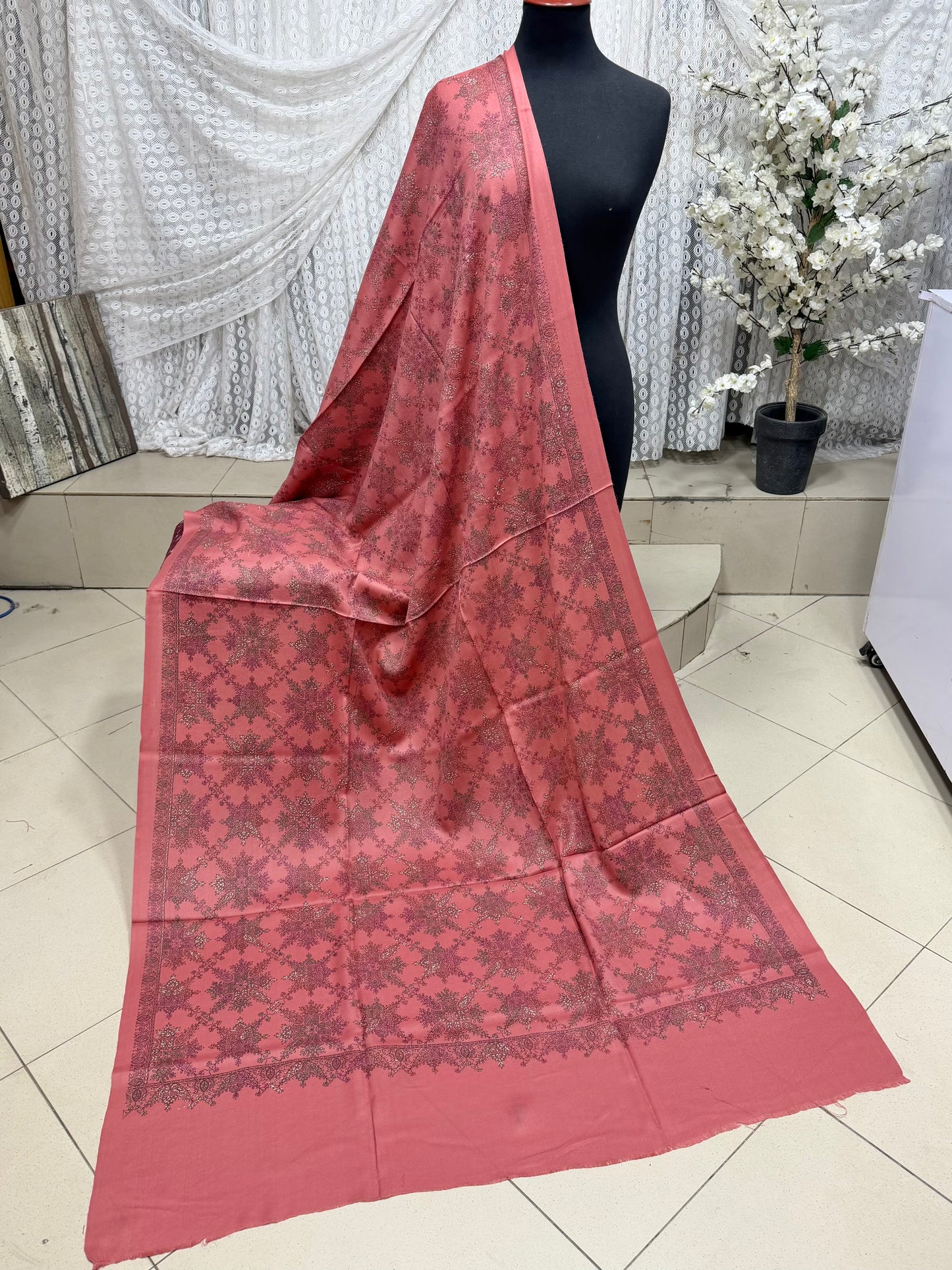 Pashmina Shawl | Kashmiri Hand Embroidery Beautiful Shawl in Sale | Tea Pink