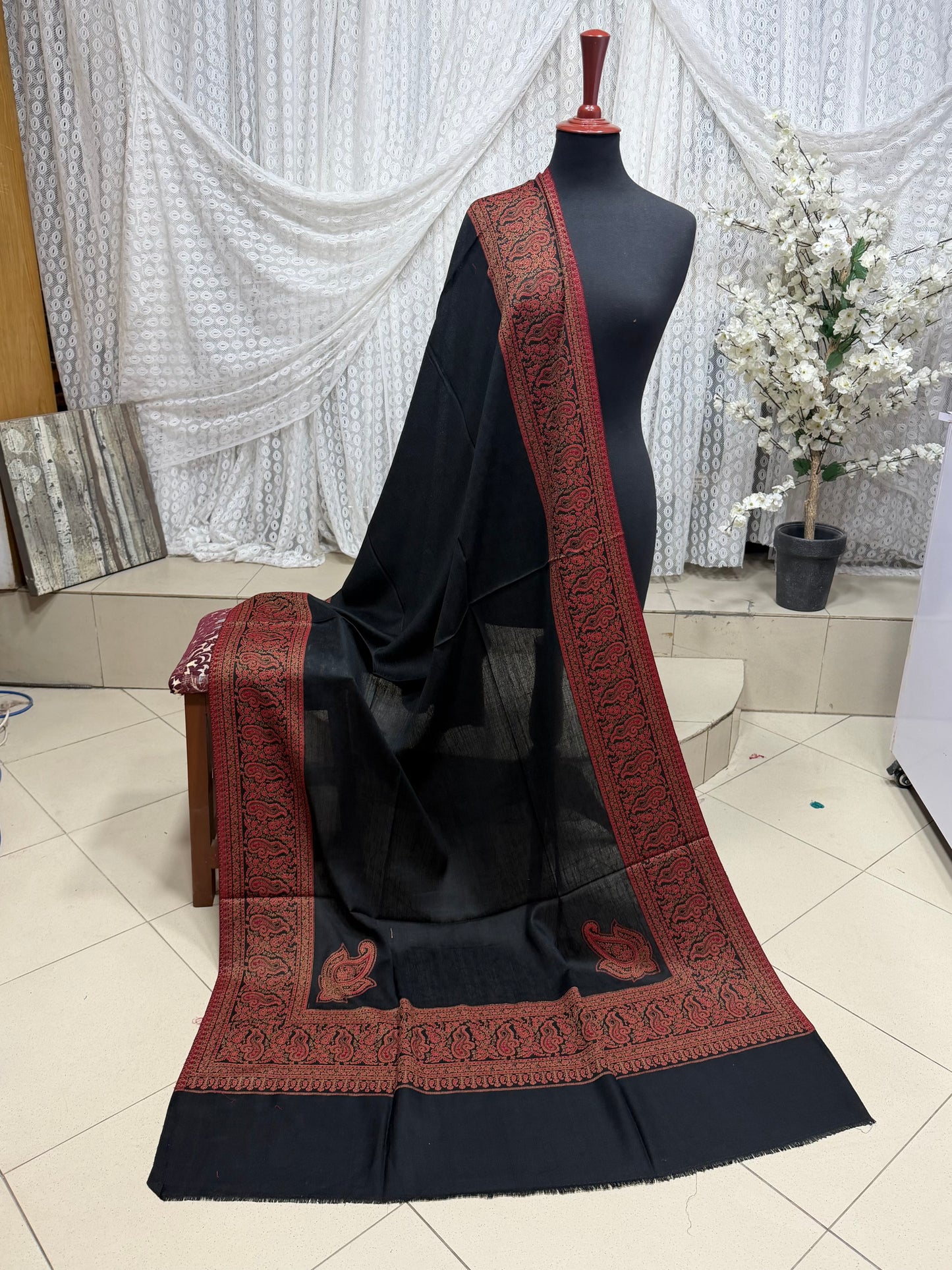 Pashmina Wool Kani Border Shawl in Full Size 4 Side Border | Black