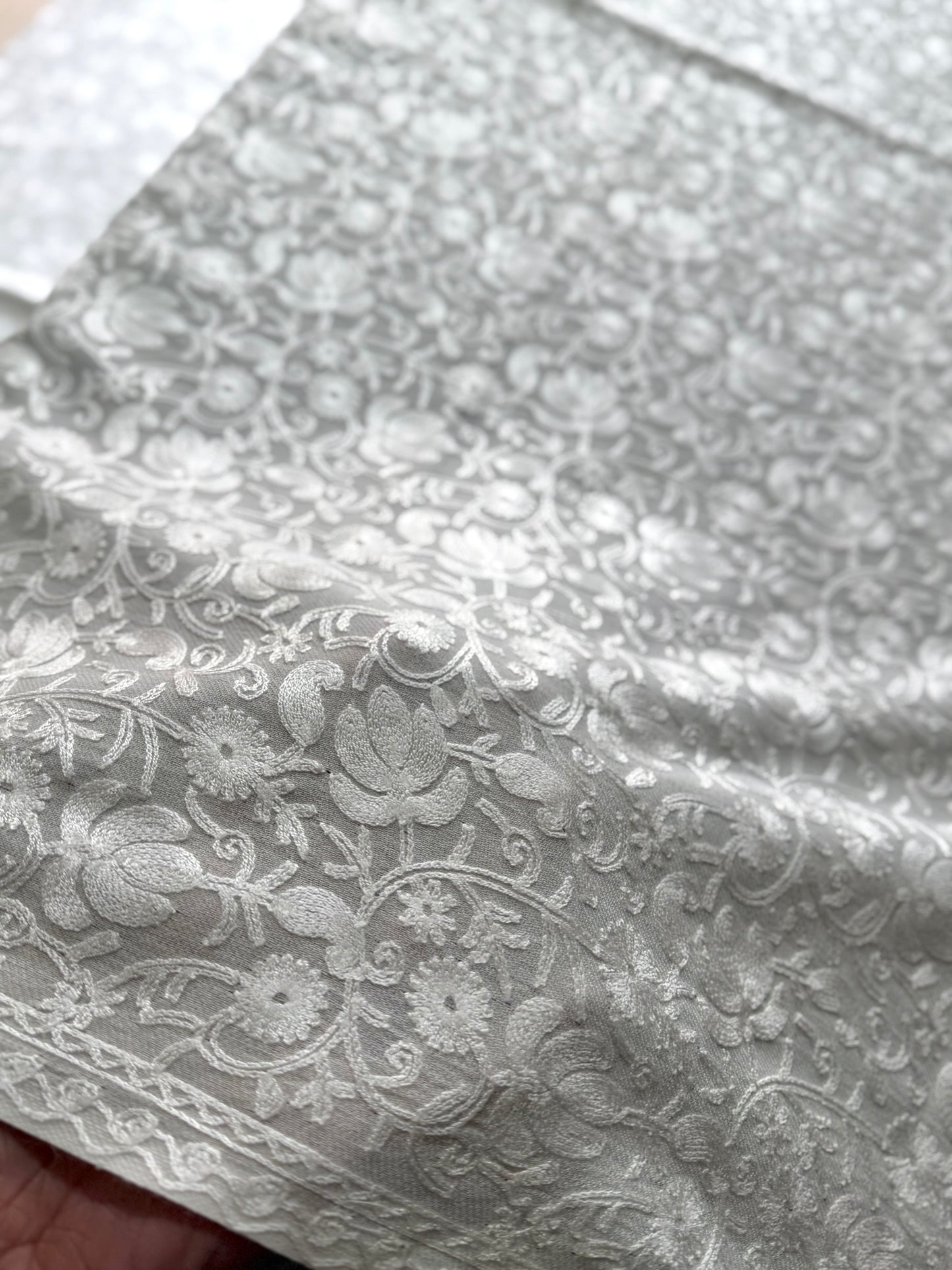 Pashmina Embroidered Shawl | Kashmiri Aar Work Embroidery Perfect Gift in Sale Price White