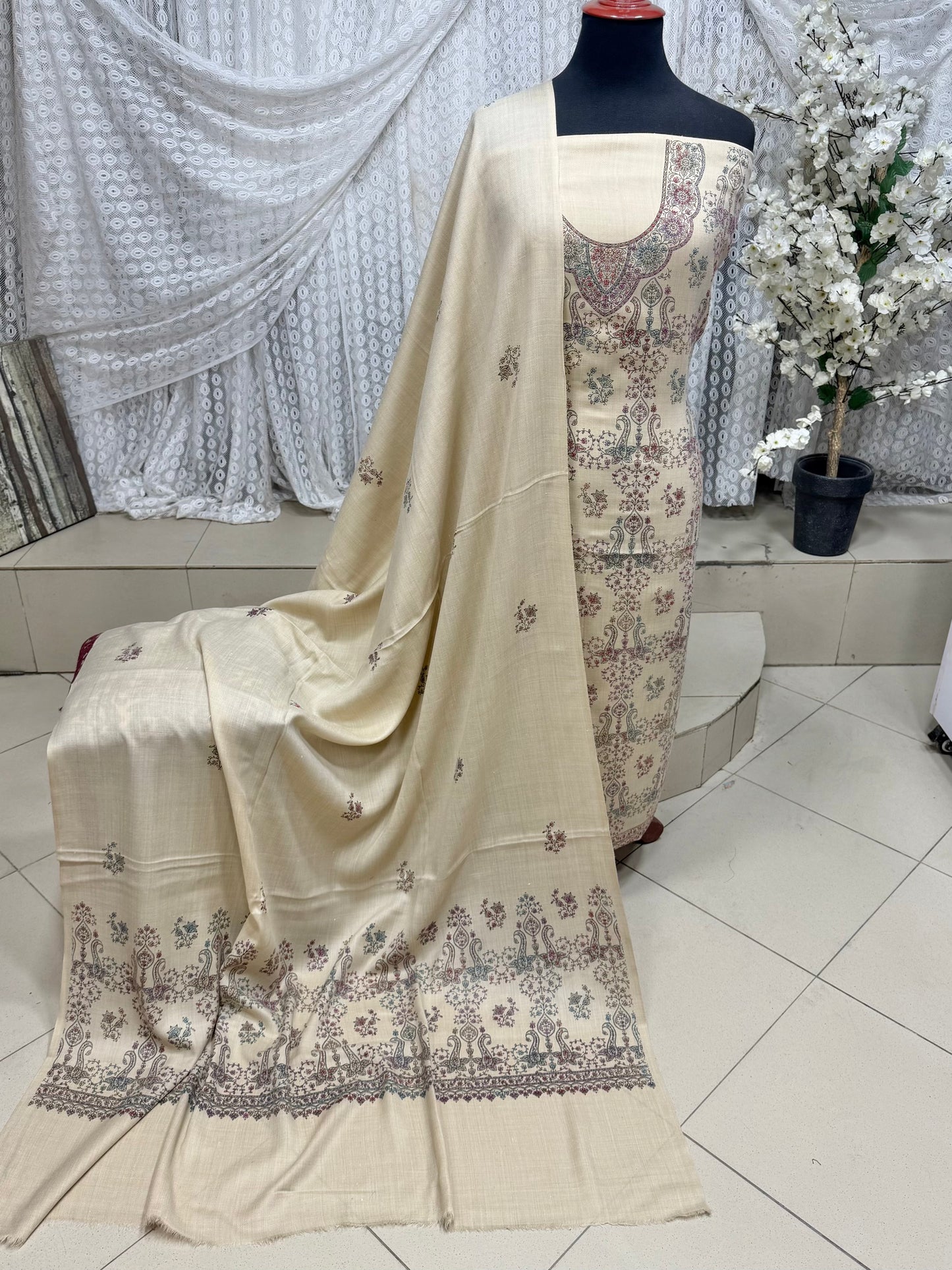 Pashmina 3 Piece Suit | Hand Embroidered Shawl with Embroidered Suit | Light Skin