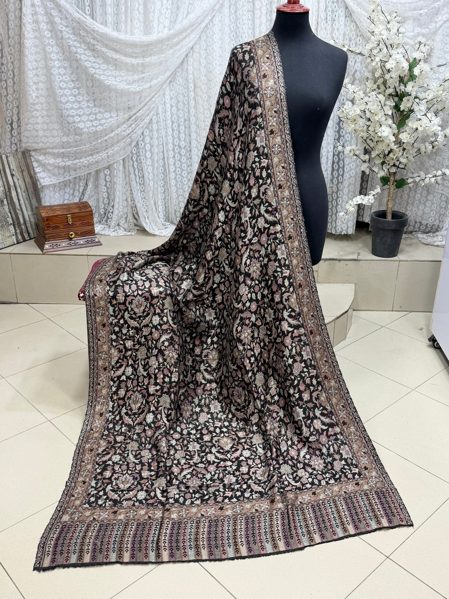 Kani Shawl Reversible 2 Sides useable | Made in Kashmir Pashmina Toosh Shawl