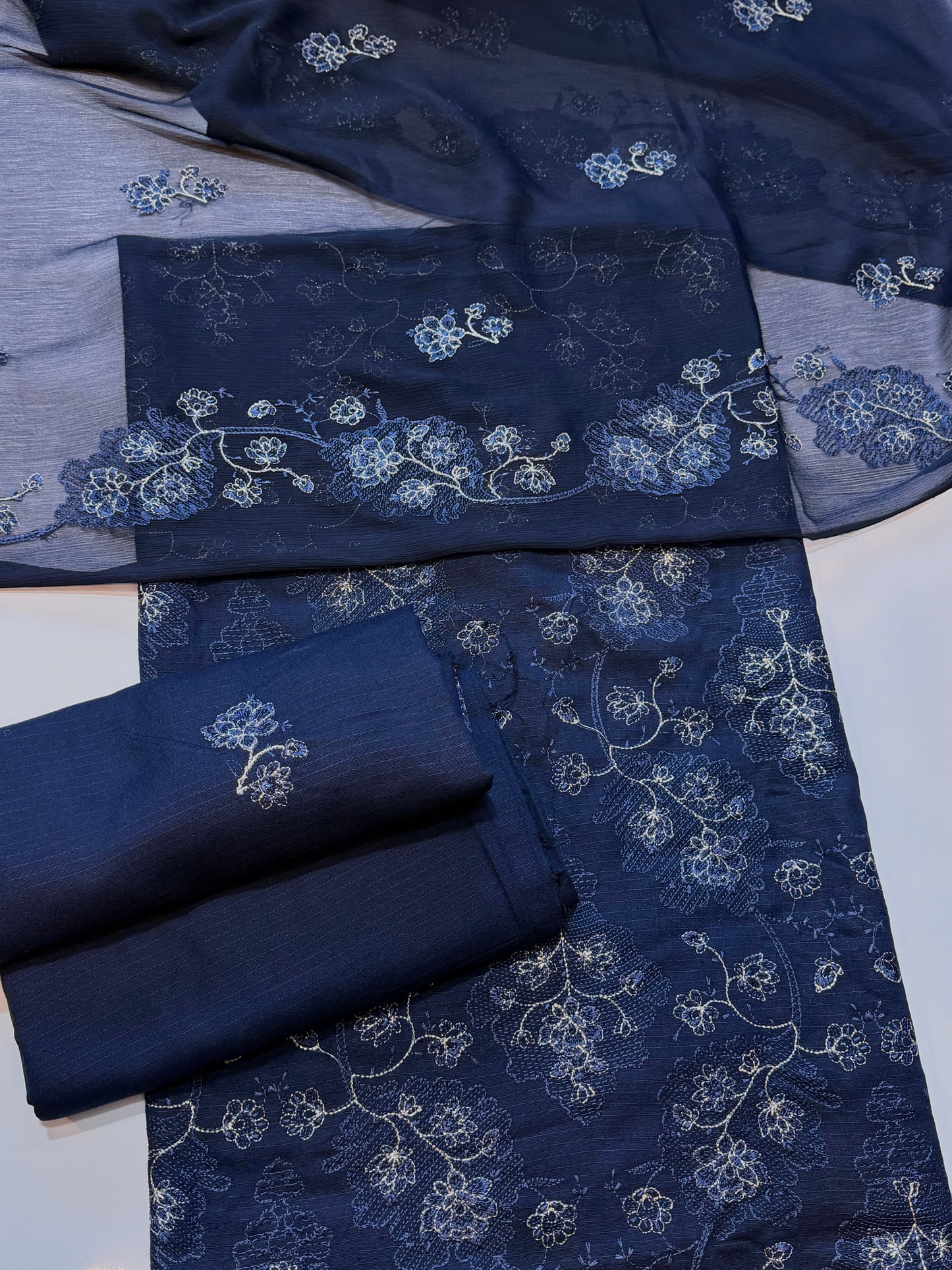 Karandi 3 Piece Embroidered Suit Crinkle Dupatta | Navy Blue
