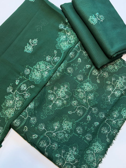 Karandi 3 Piece Embroidered Suit Crinkle Dupatta | Dark Green