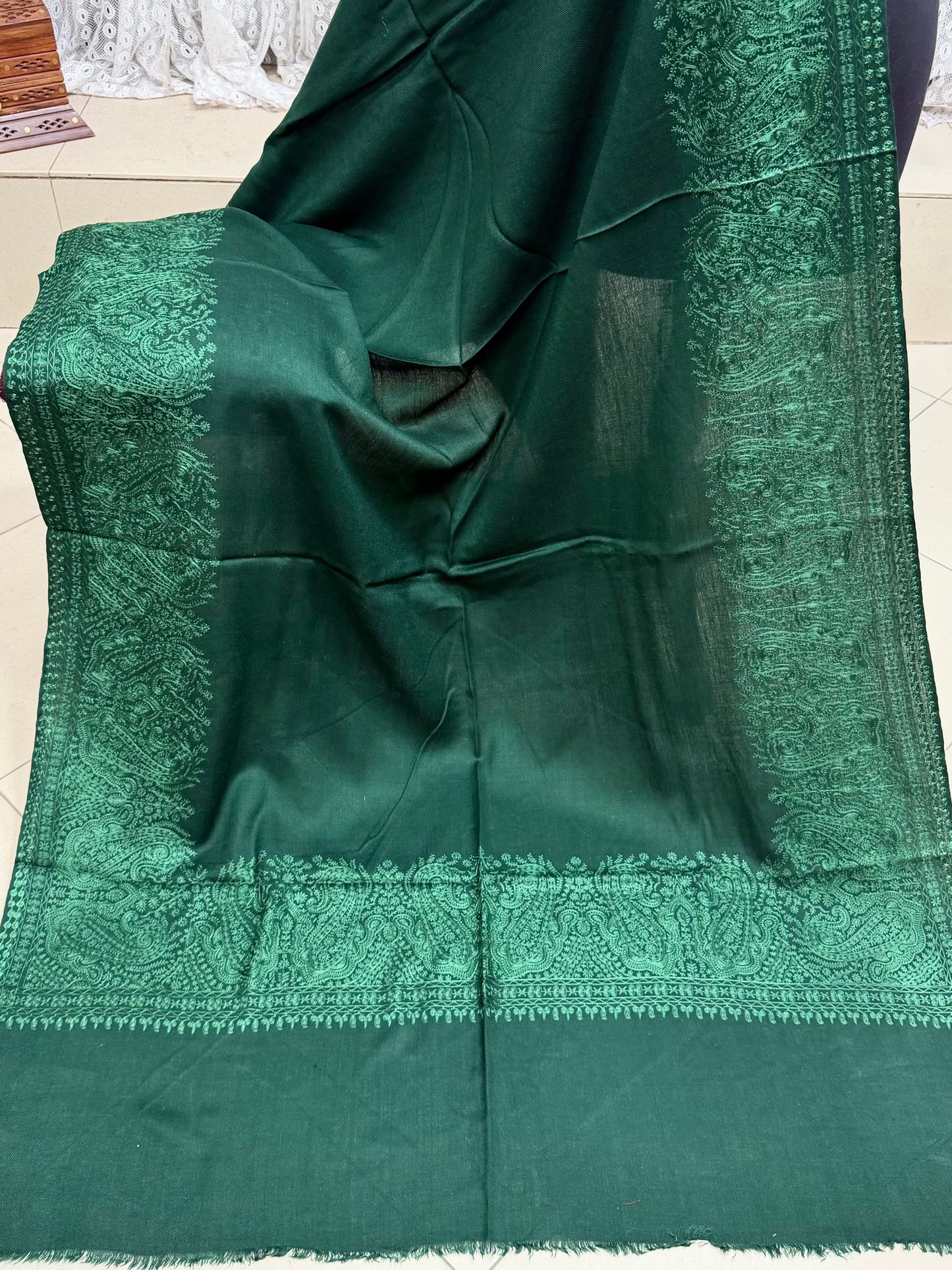 Kashmiri Shawl | 4 Side Wide Border Kashmiri Embroidery | Green