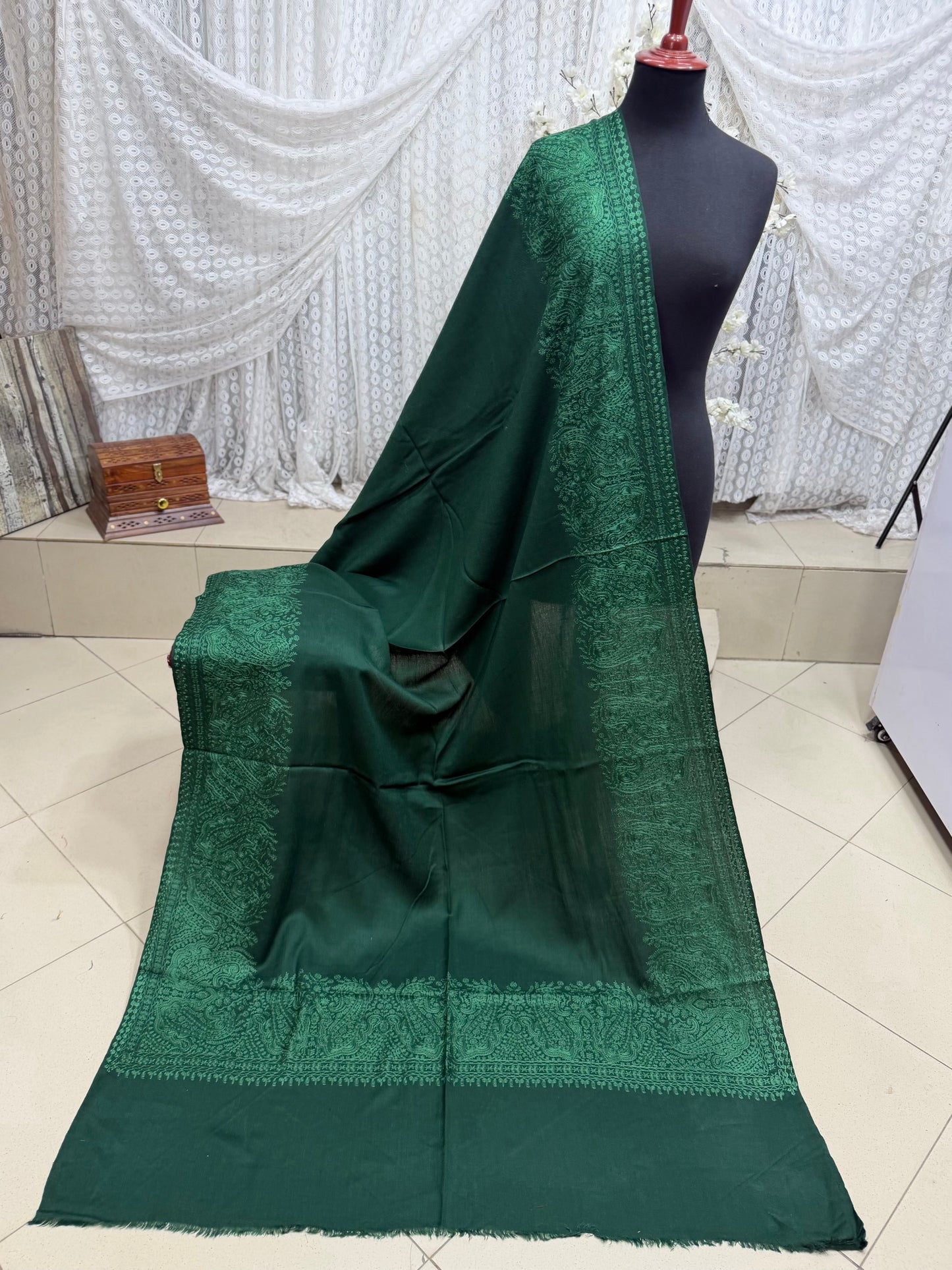 Kashmiri Shawl | 4 Side Wide Border Kashmiri Embroidery | Green