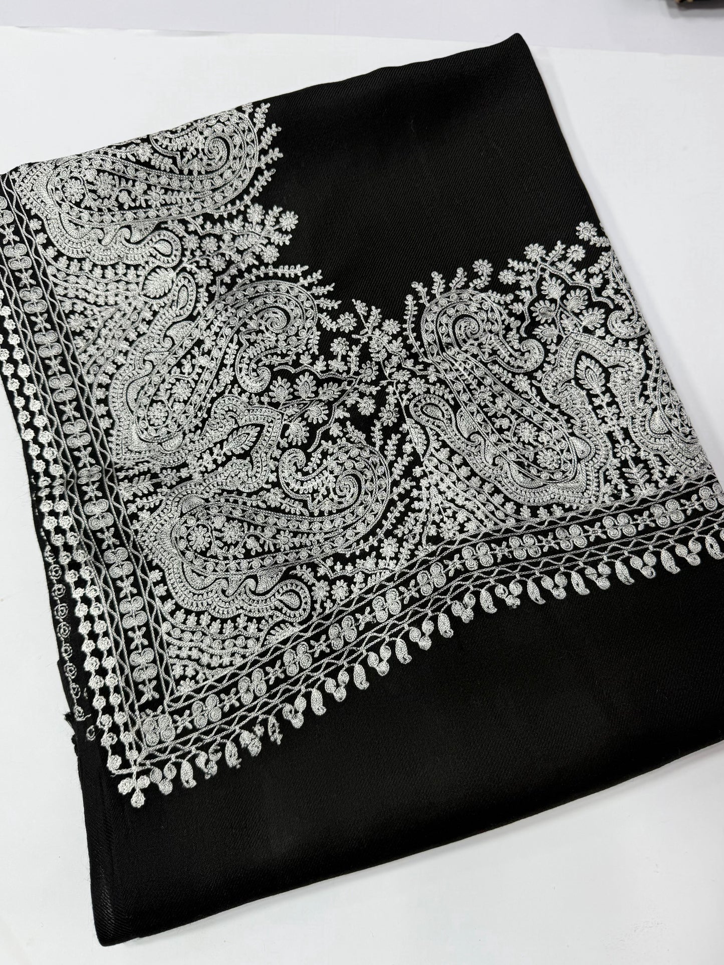 Kashmiri Shawl | 4 Side Wide Border Kashmiri Embroidery | Black White