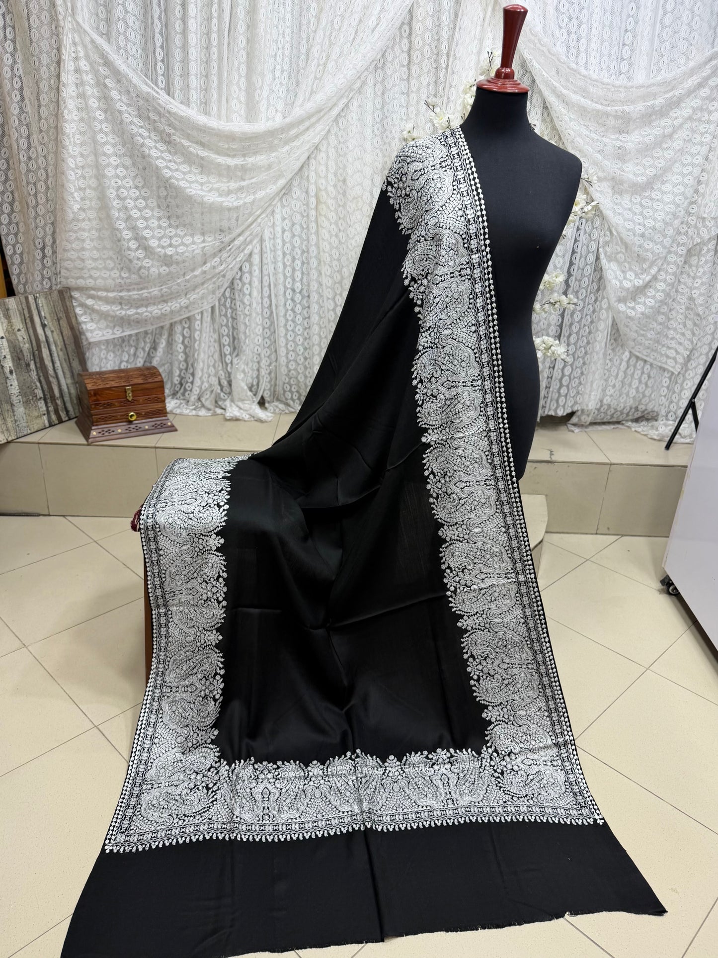 Kashmiri Shawl | 4 Side Wide Border Kashmiri Embroidery | Black White