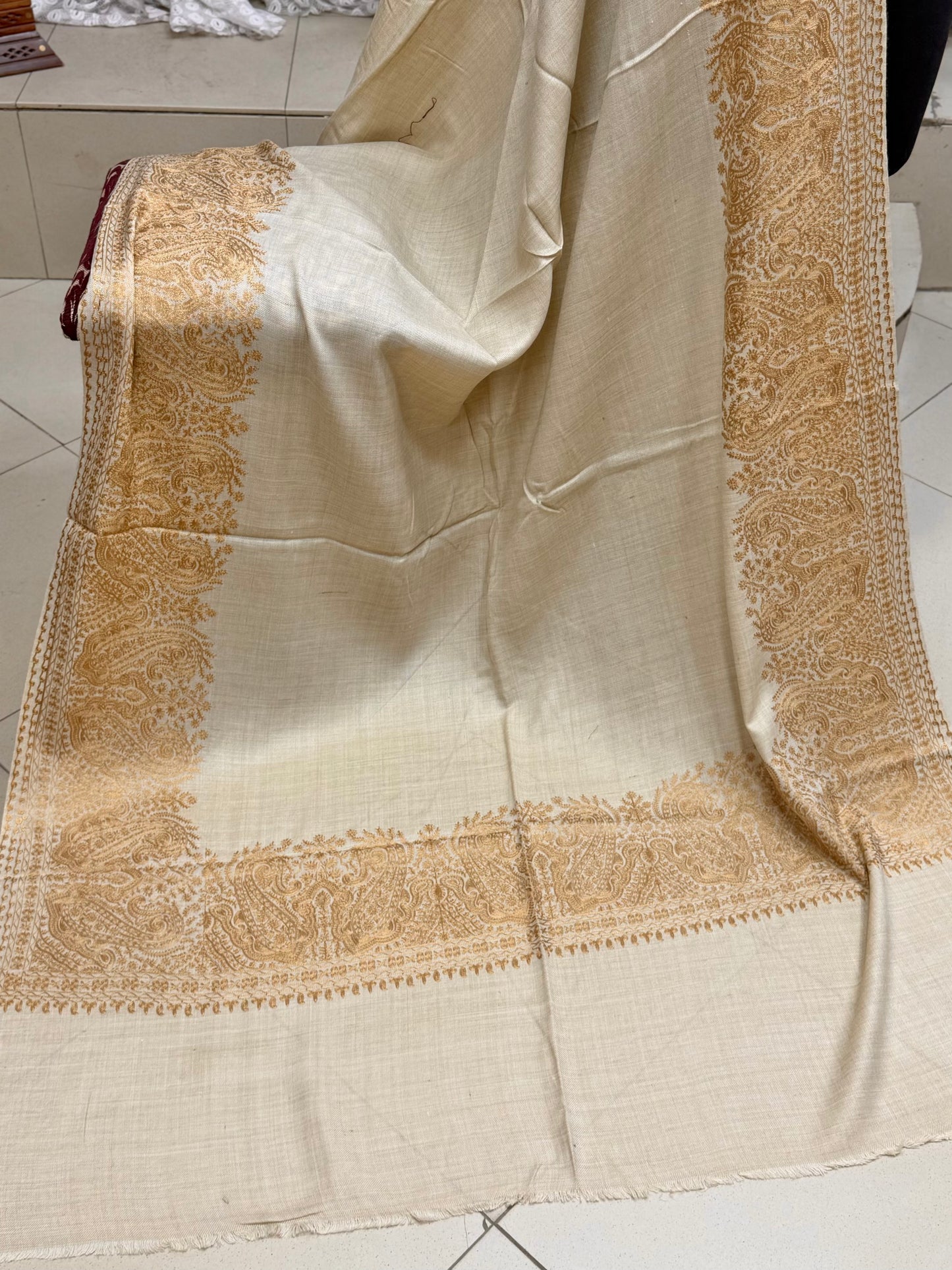 Kashmiri Shawl | 4 Side Wide Border Kashmiri Embroidery | Skin