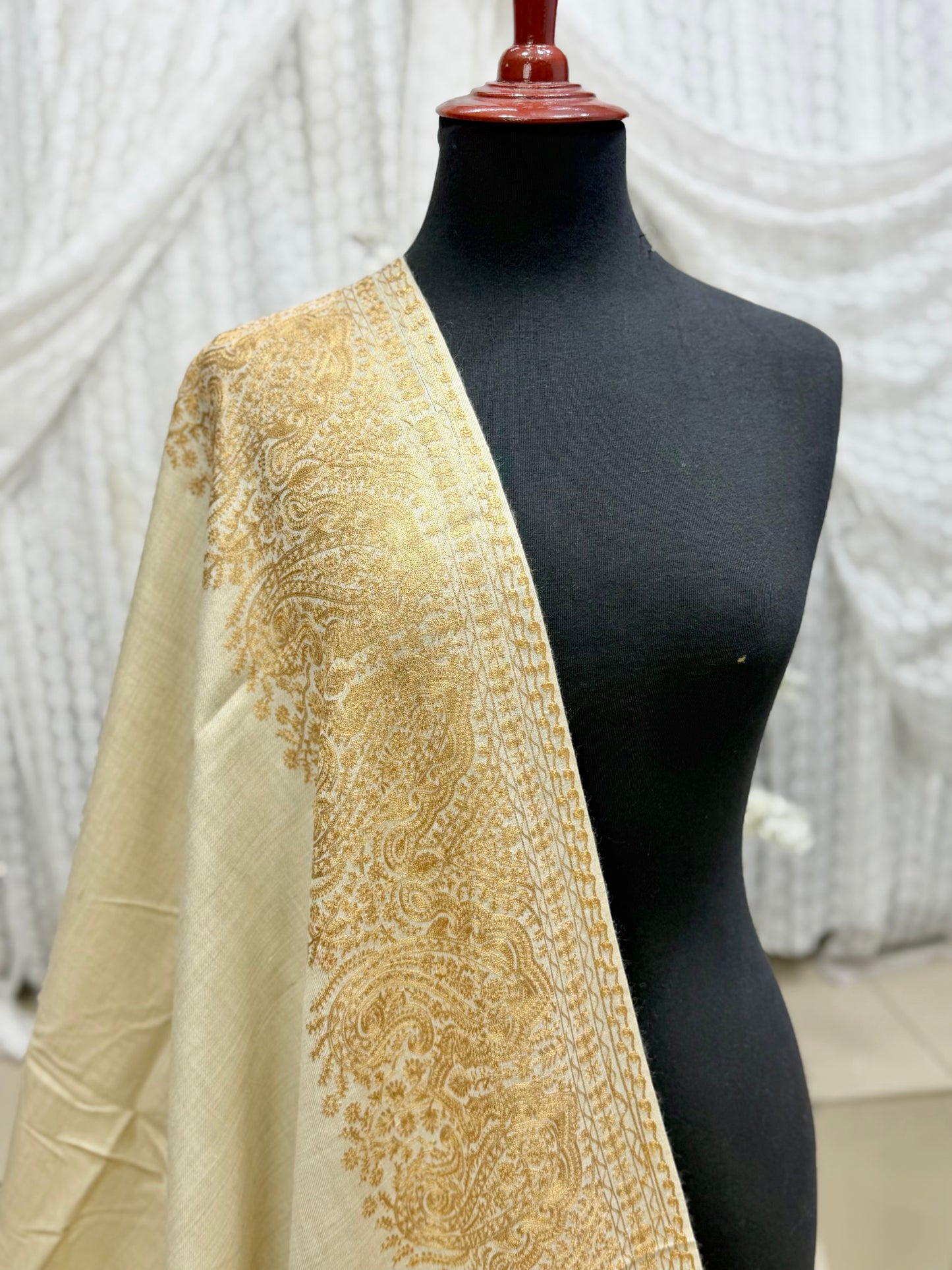 Kashmiri Shawl | 4 Side Wide Border Kashmiri Embroidery | Skin