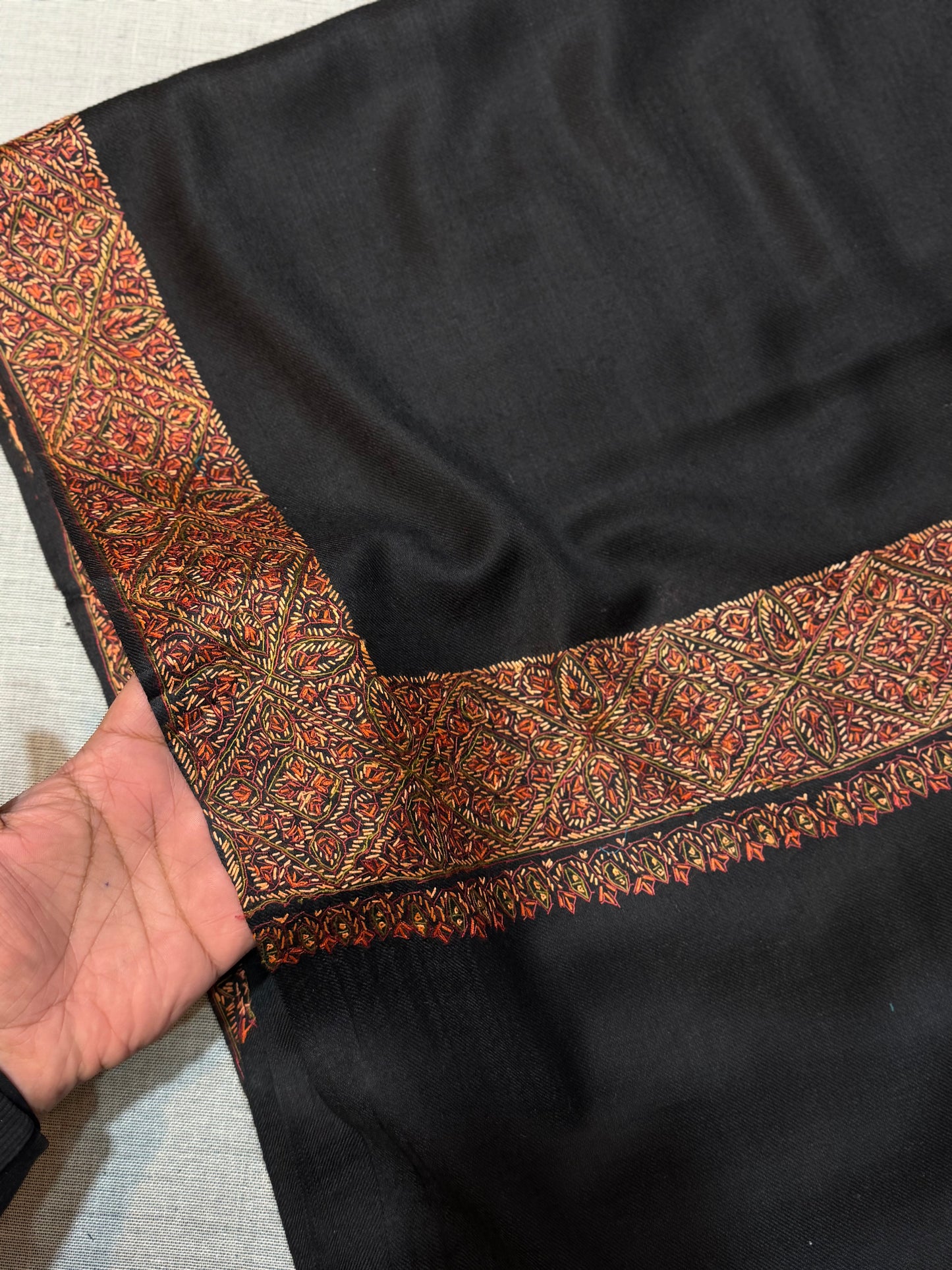 Kashmiri Shawl | Handmade Border Embroidery Made in Kashmir Pure Pashmina | Black