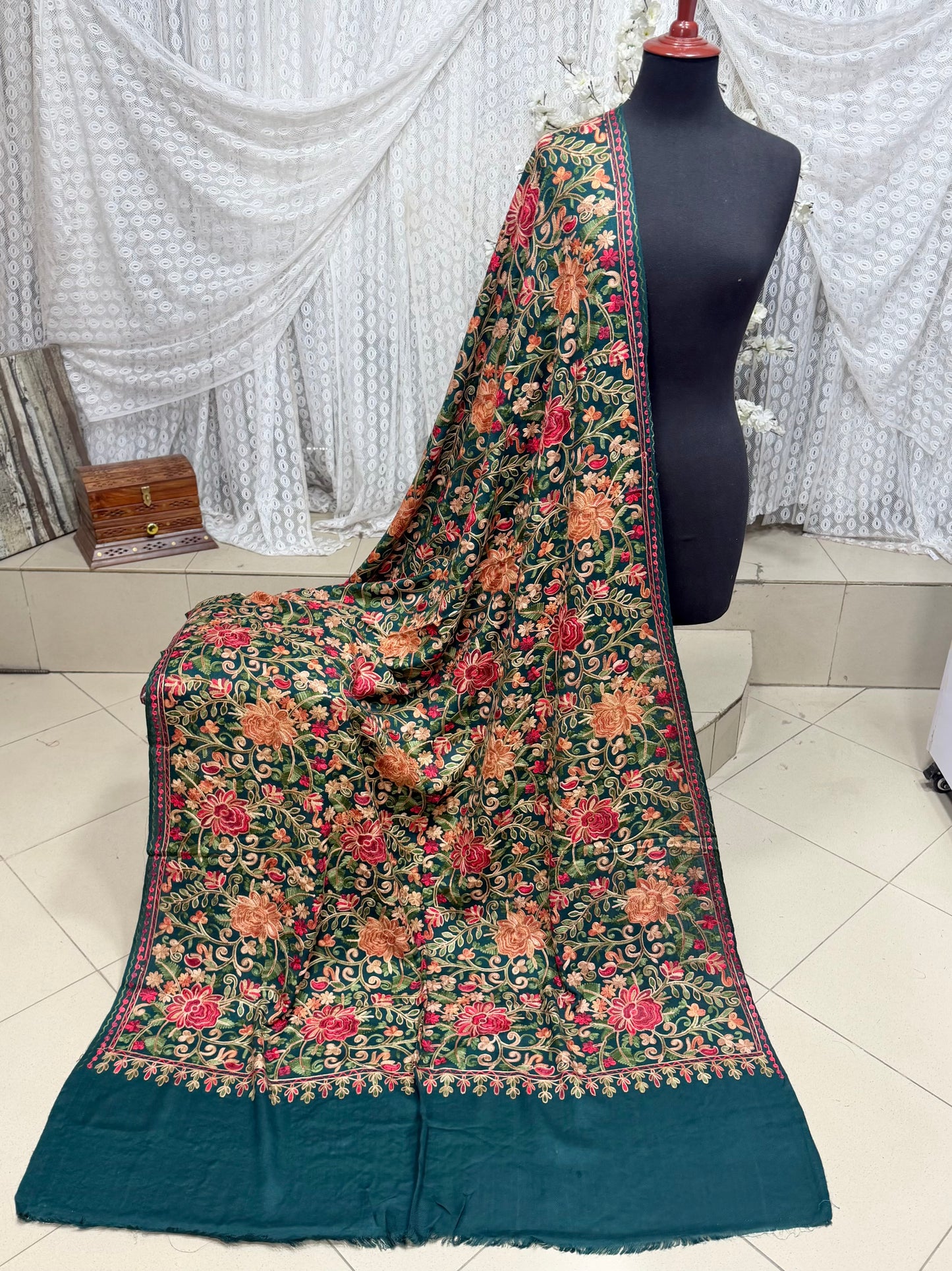 Pashmina Shawl Full Size | Kashmiri Embroidery | Zinc