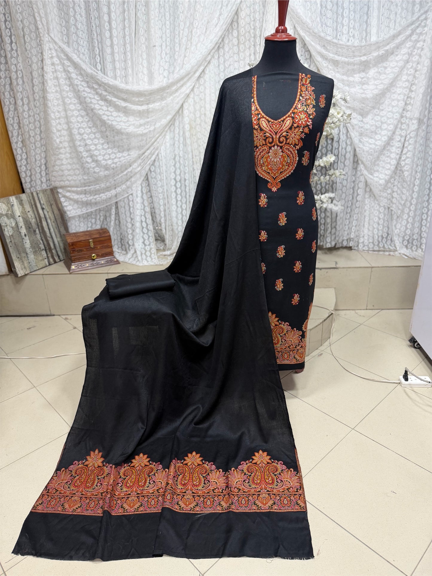 Kani Pashmina 3 Piece Unstitched Suit | Black