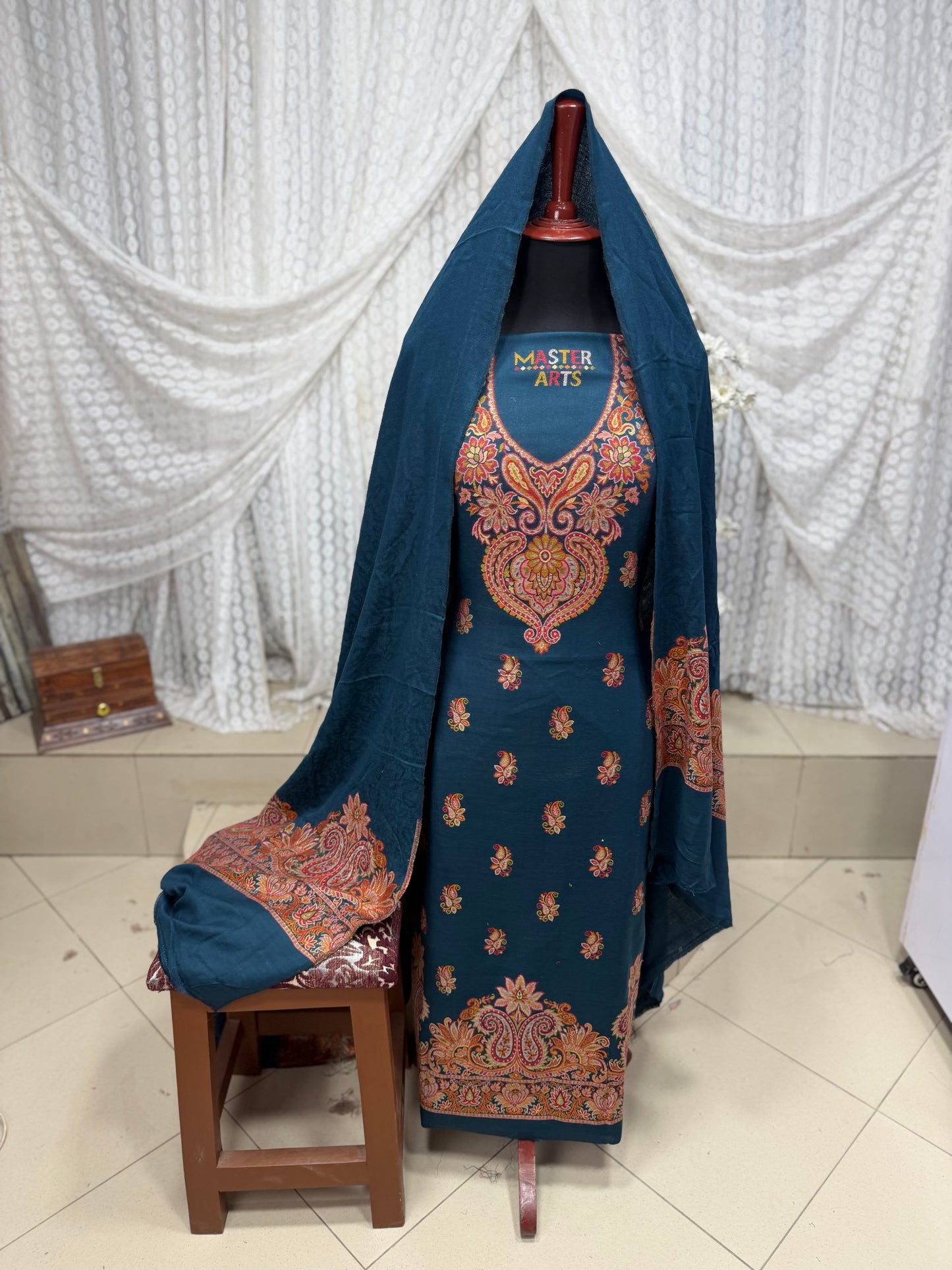 Kani Pashmina 3 Piece Unstitched Suit | Zinc