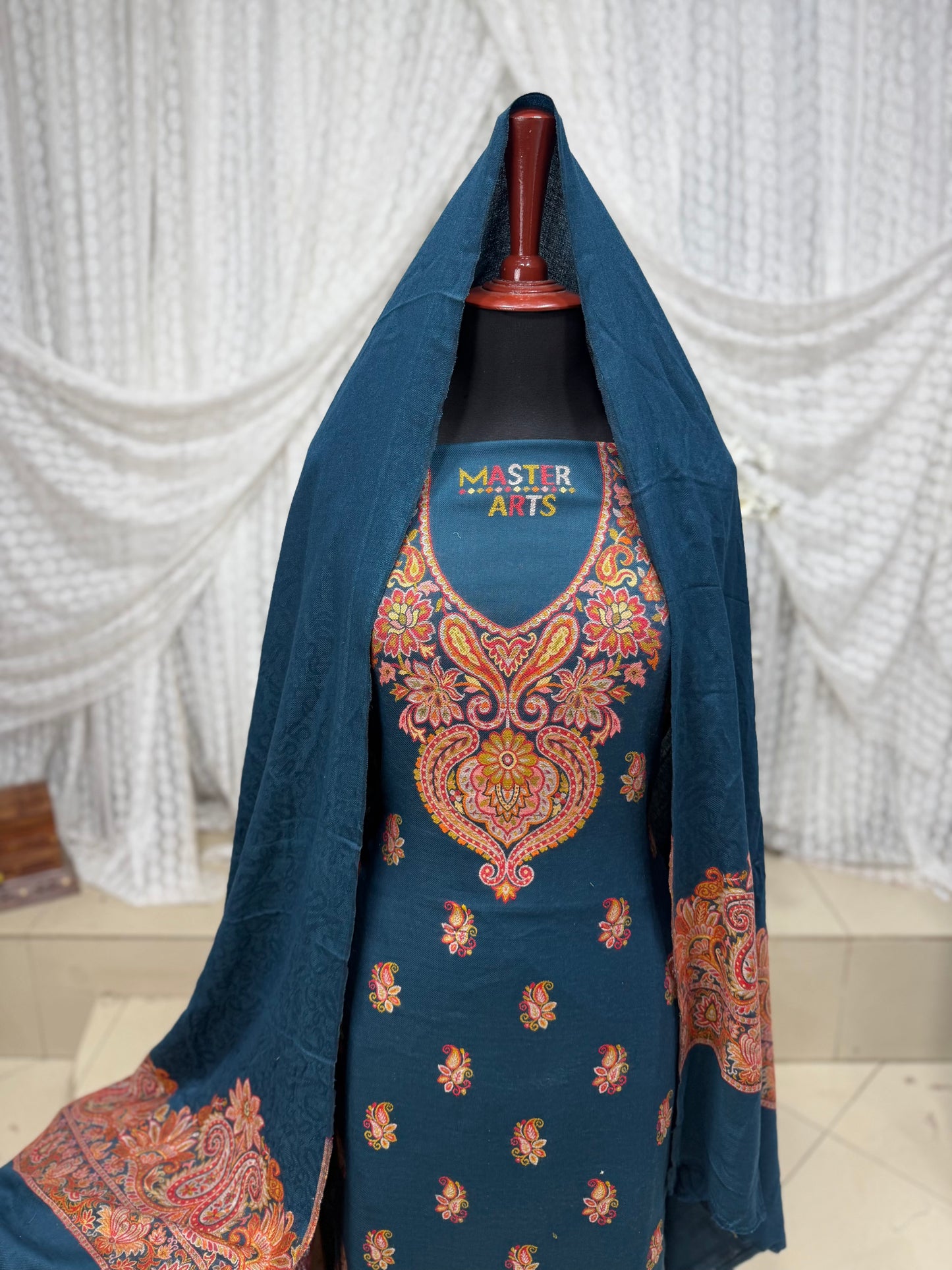 Kani Pashmina 3 Piece Unstitched Suit | Zinc